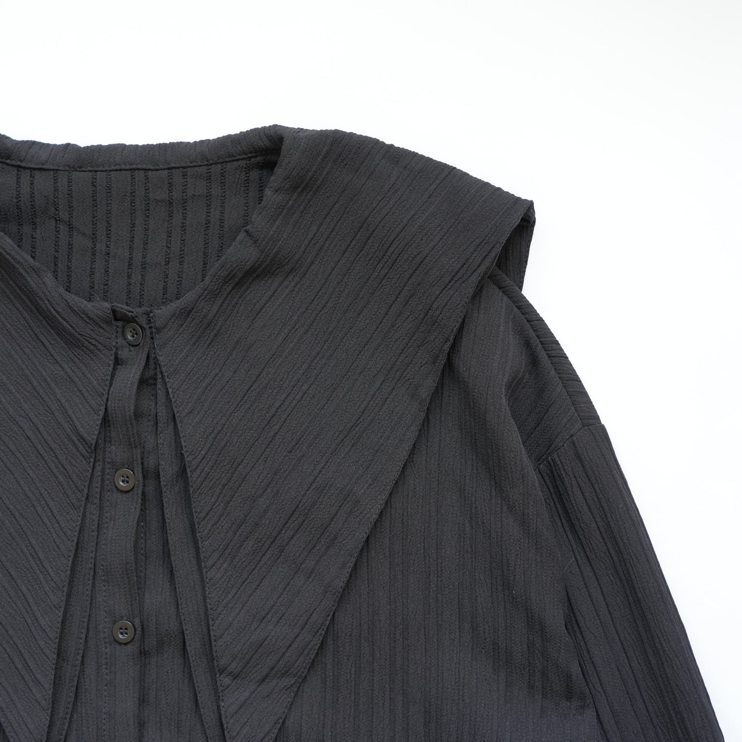 【SAMPLE】big collar shirring shirt / black