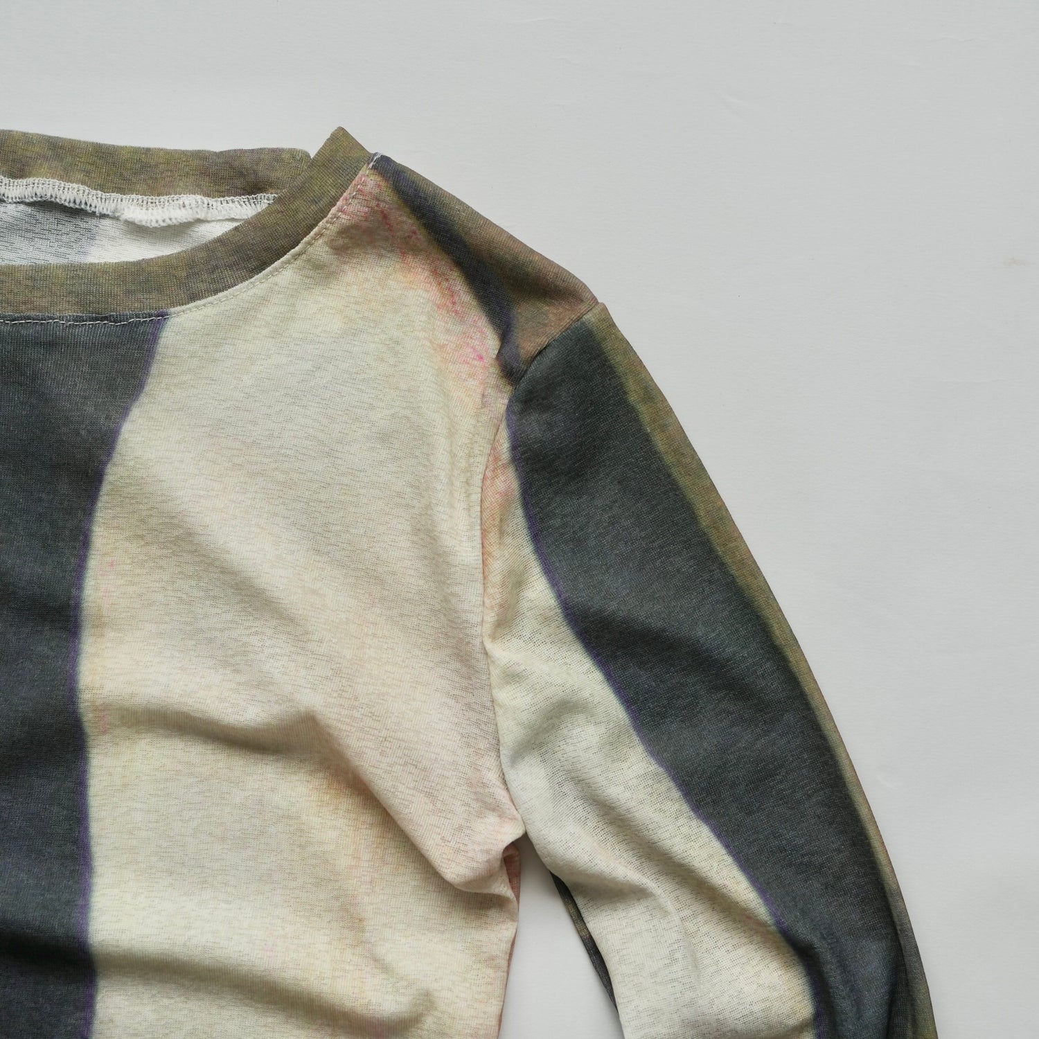 【SAMPLE】unique design sheer tops / olive