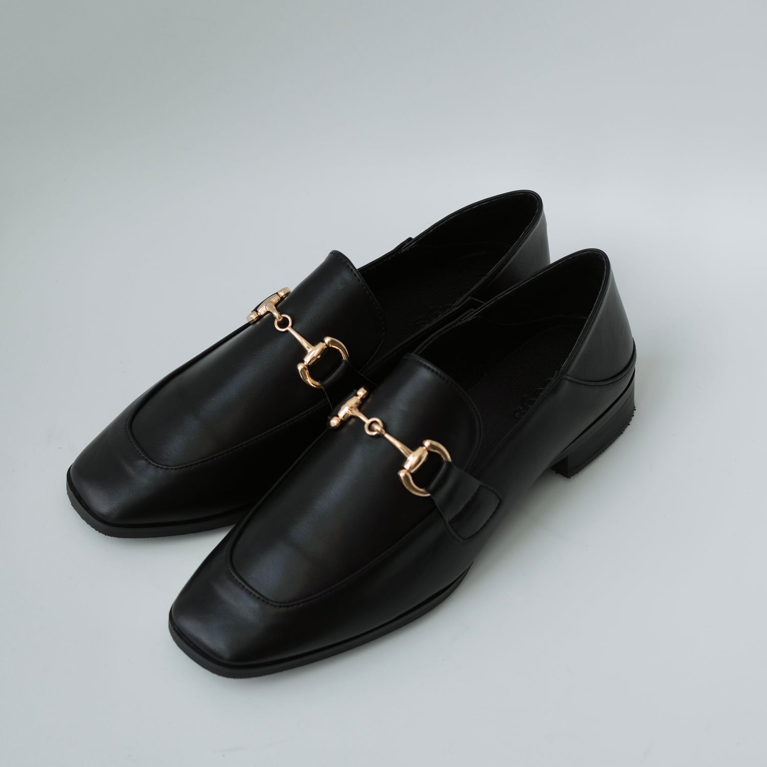 BUDDY LOAFERS / gold