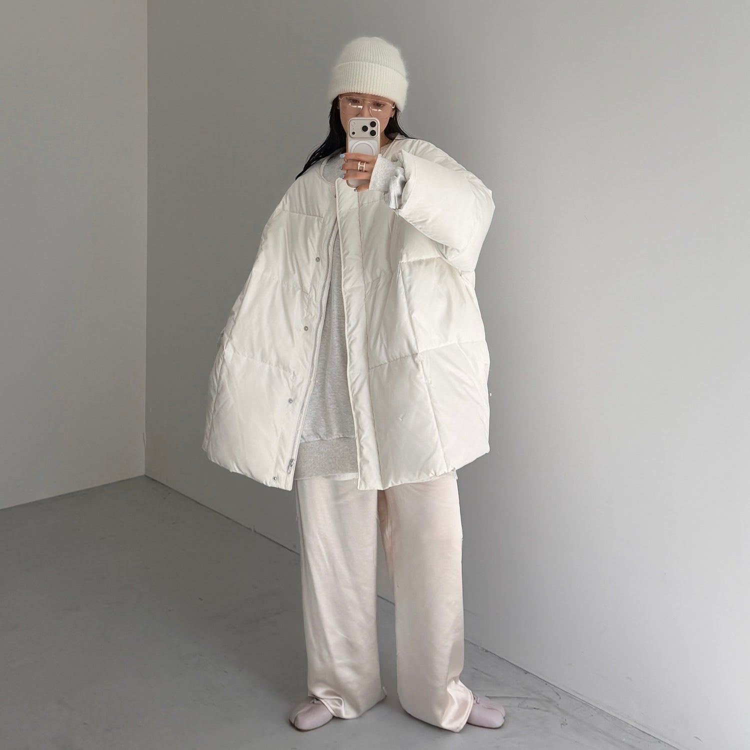 URAKE OSUMITSUKI sweat / oatmeal