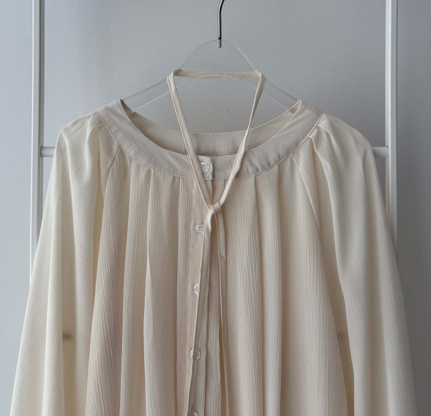 【SAMPLE】bow tie  sheer blouse / ivory
