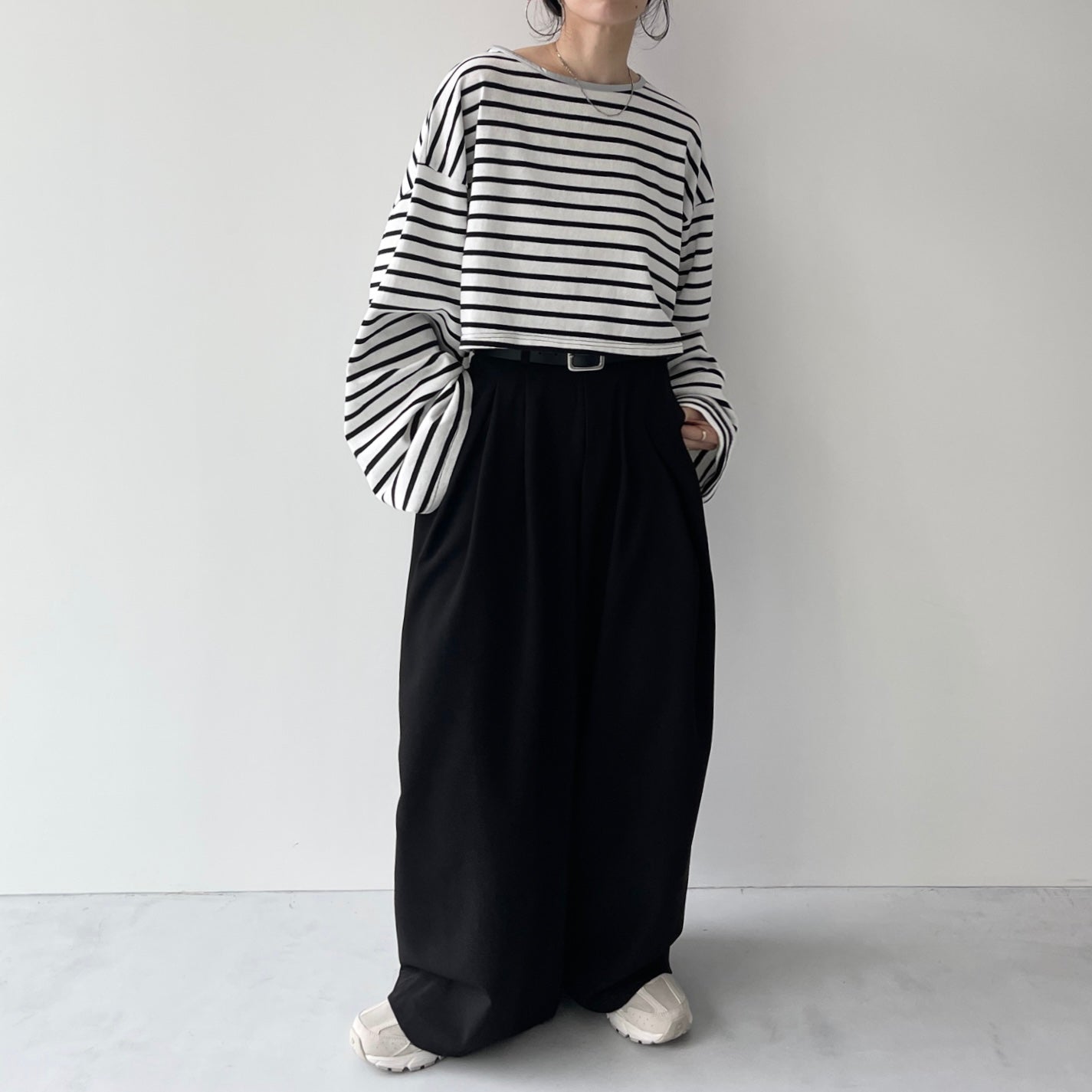 wide sleeve over size border tee / clear black×silver (short)