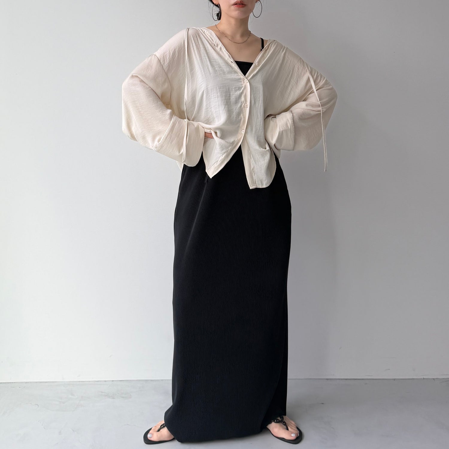 rayon hooded shirt / white