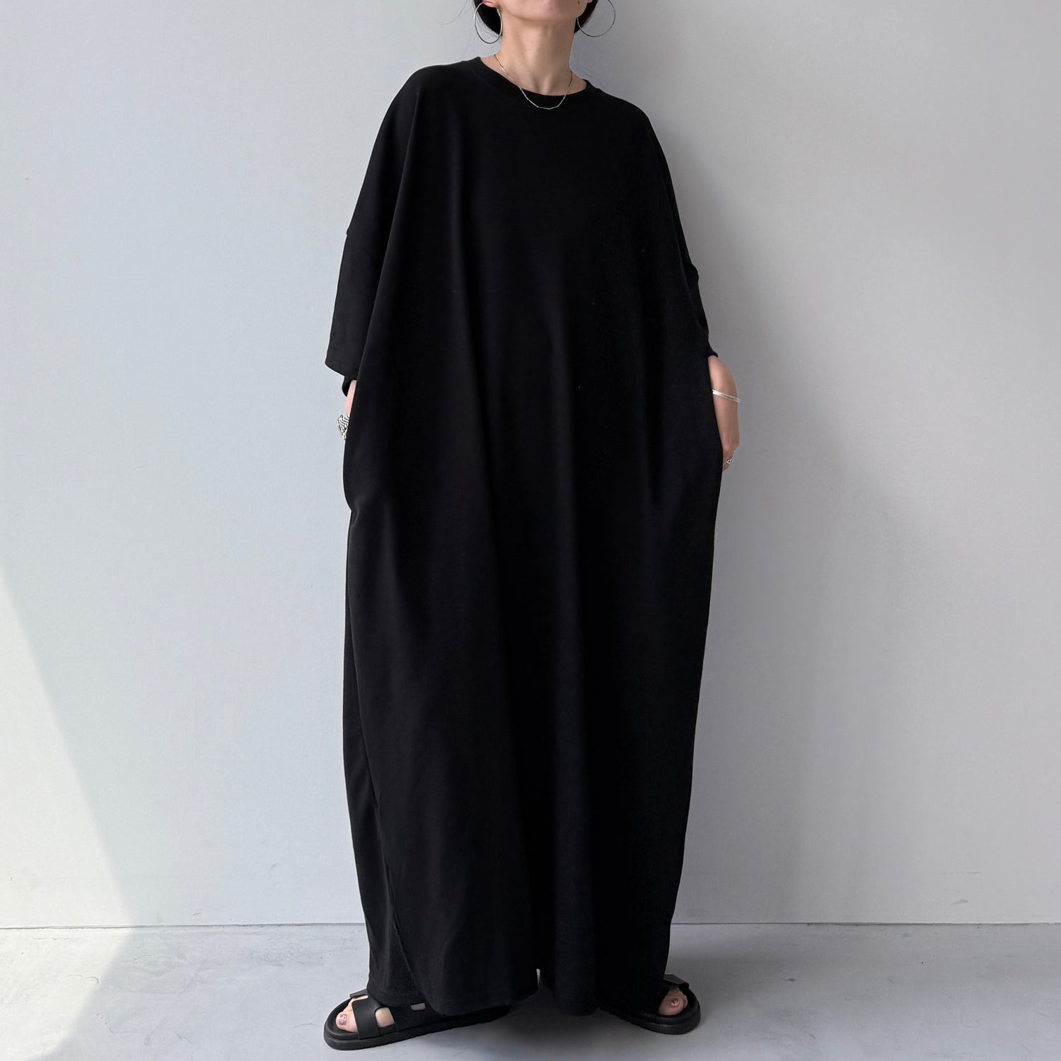 HANSODE super loose light sweatee one piece / black [3size]
