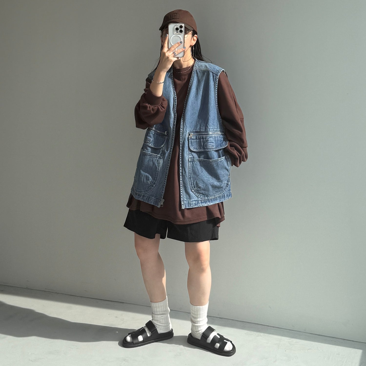 super loose light sweatee / brown