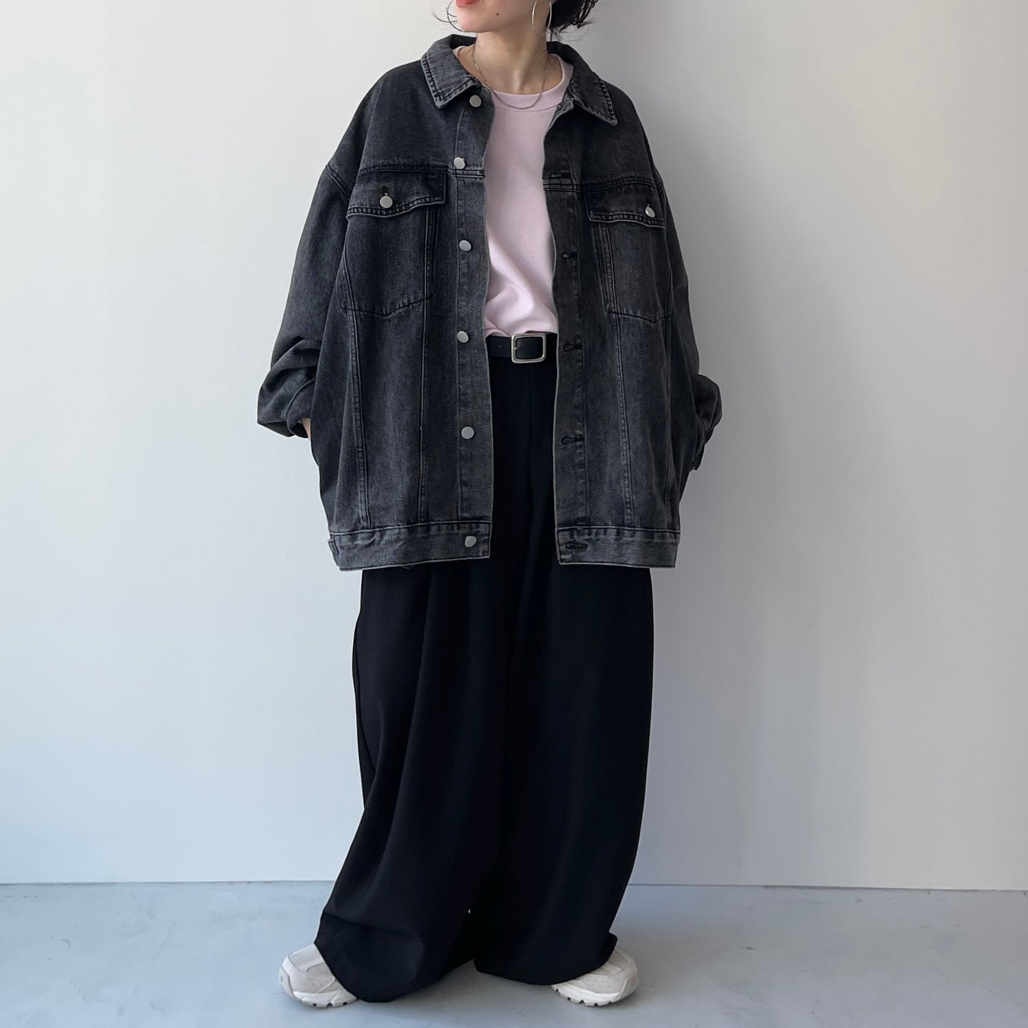 perfect silhouette buddy denim jacket / black