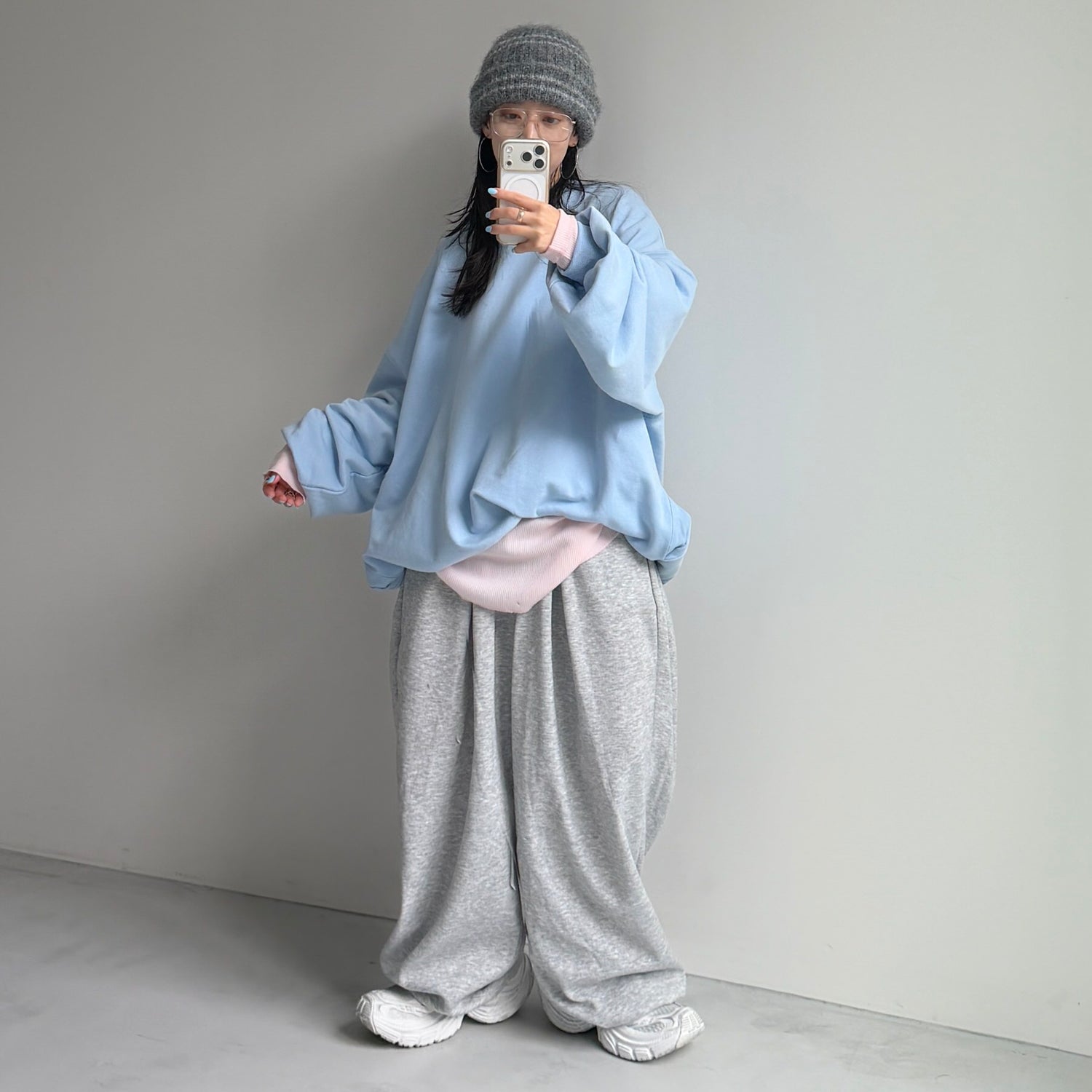 URAKE OSUMITSUKI sweat / blue