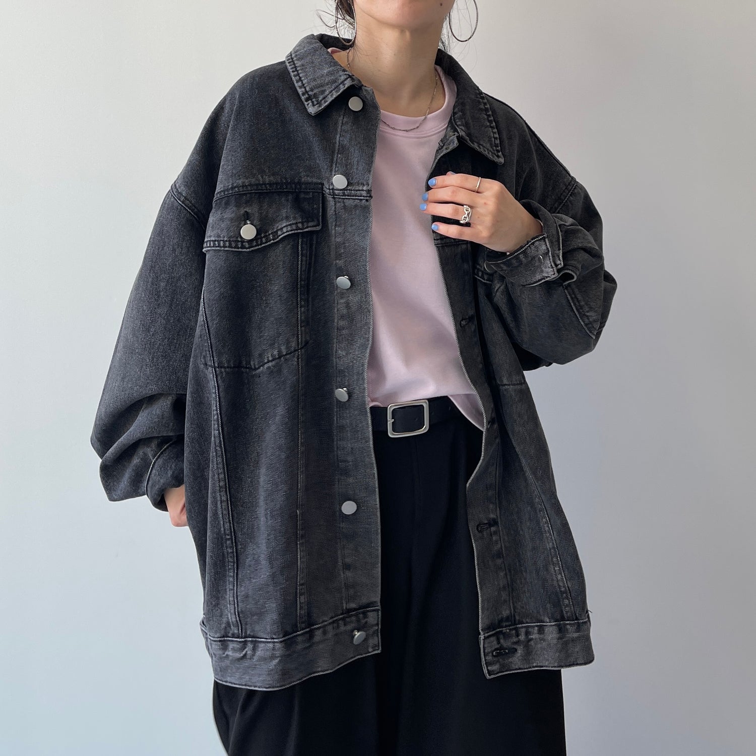 perfect silhouette buddy denim jacket / black