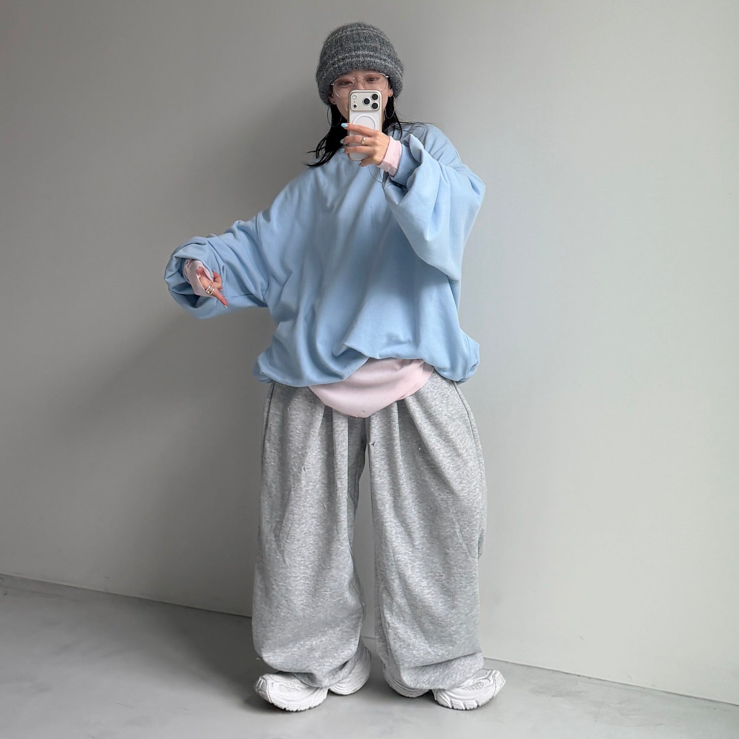 URAKE OSUMITSUKI sweat / blue