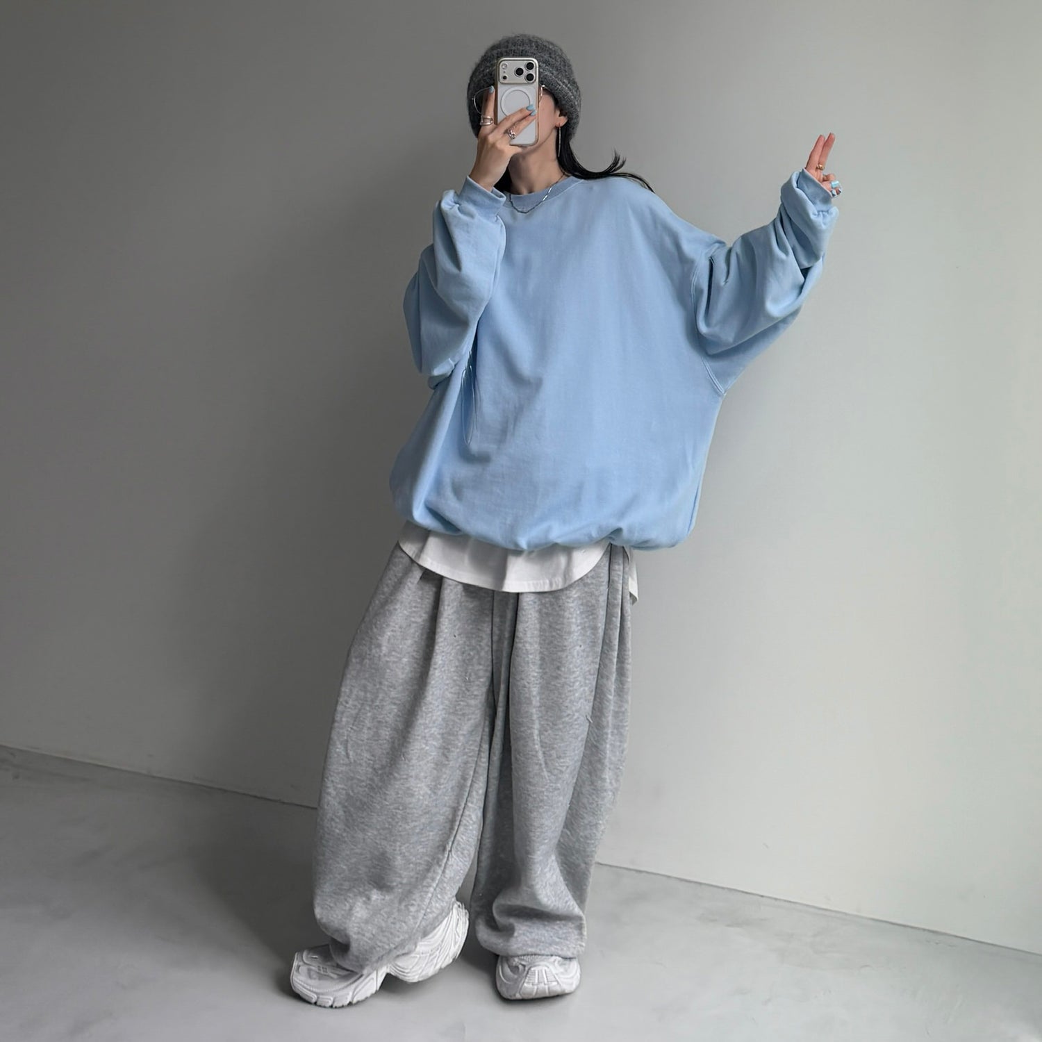 URAKE OSUMITSUKI sweat / blue