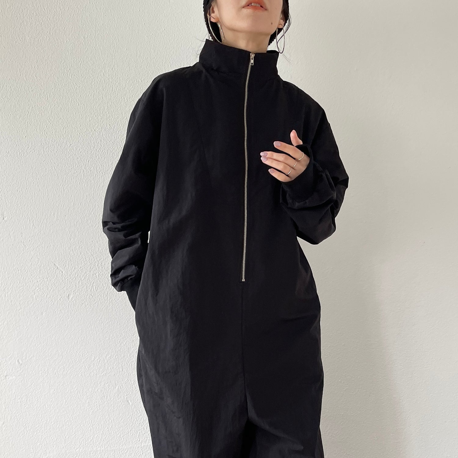 high neck half zip up nylon all in one / black （ハイネックハーフ 