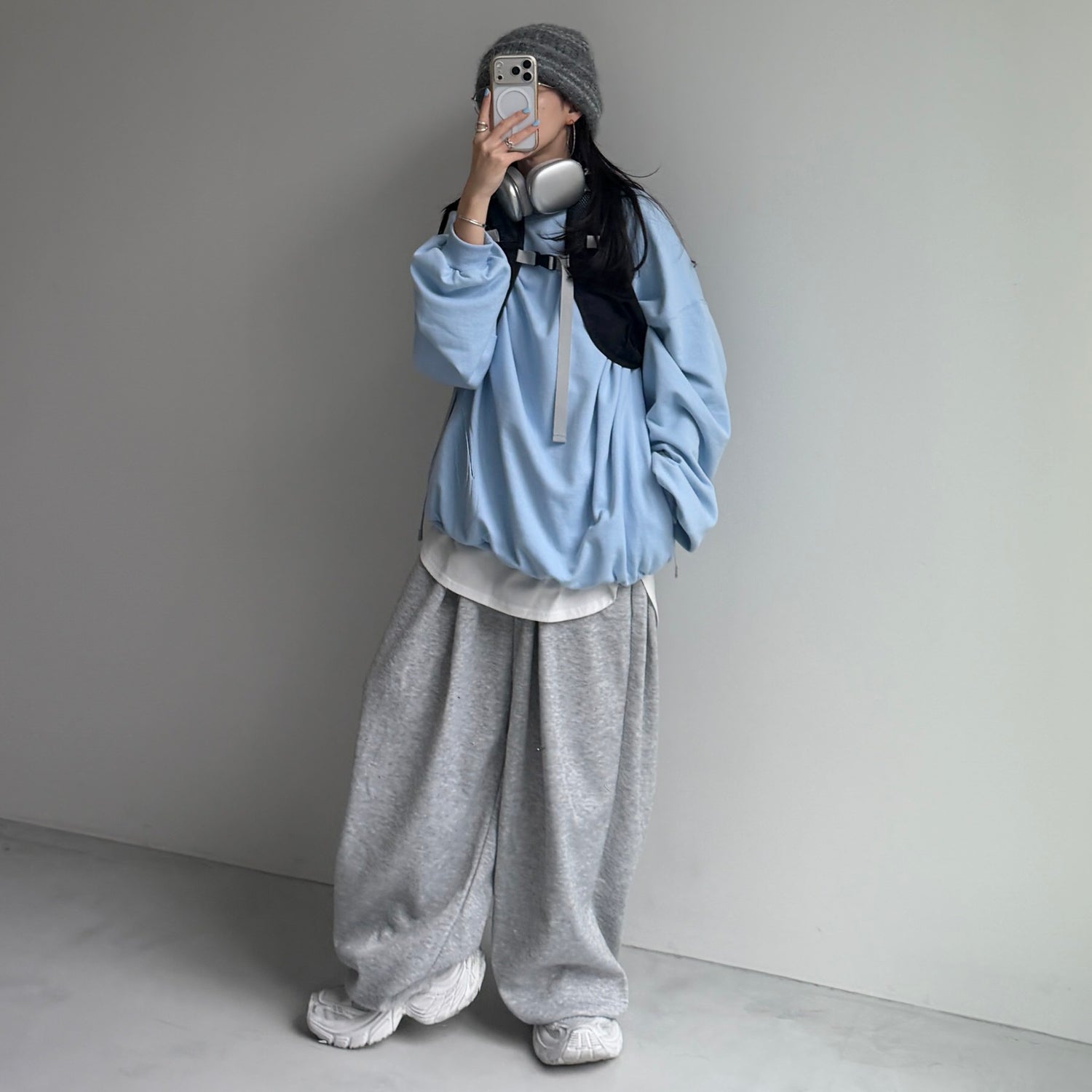 URAKE OSUMITSUKI sweat / blue