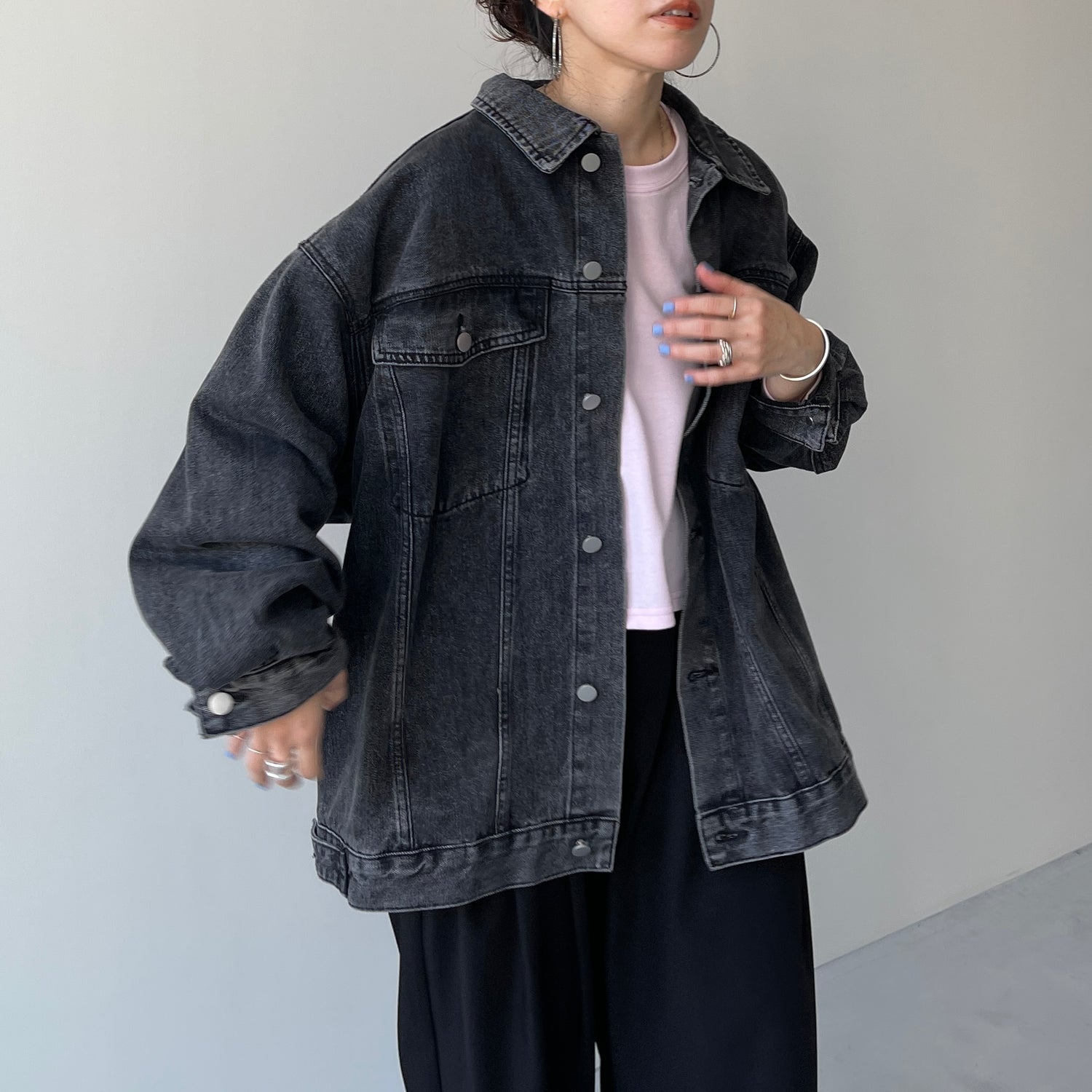 perfect silhouette buddy denim jacket / black