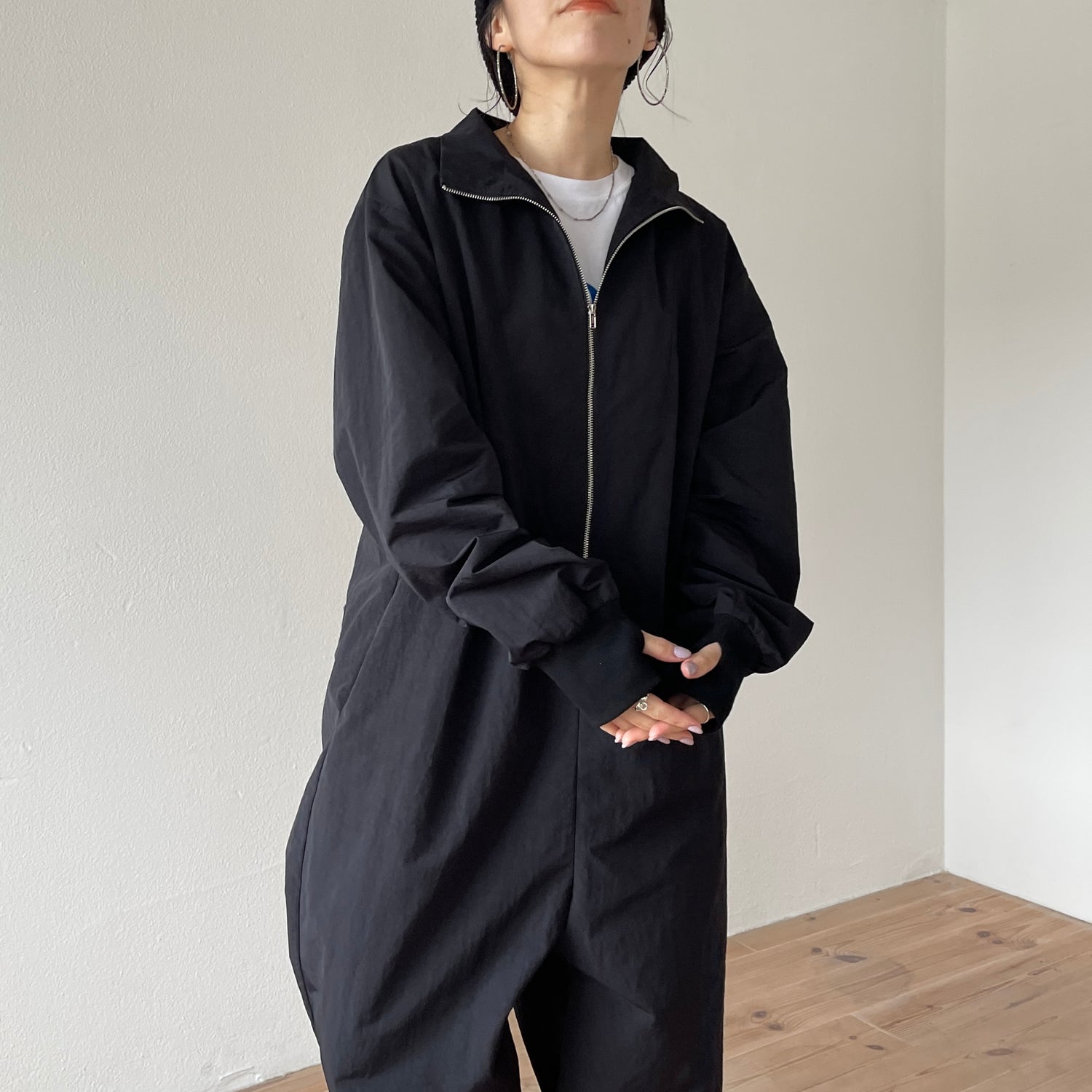 high neck half zip up nylon all in one / black （ハイネックハーフ 