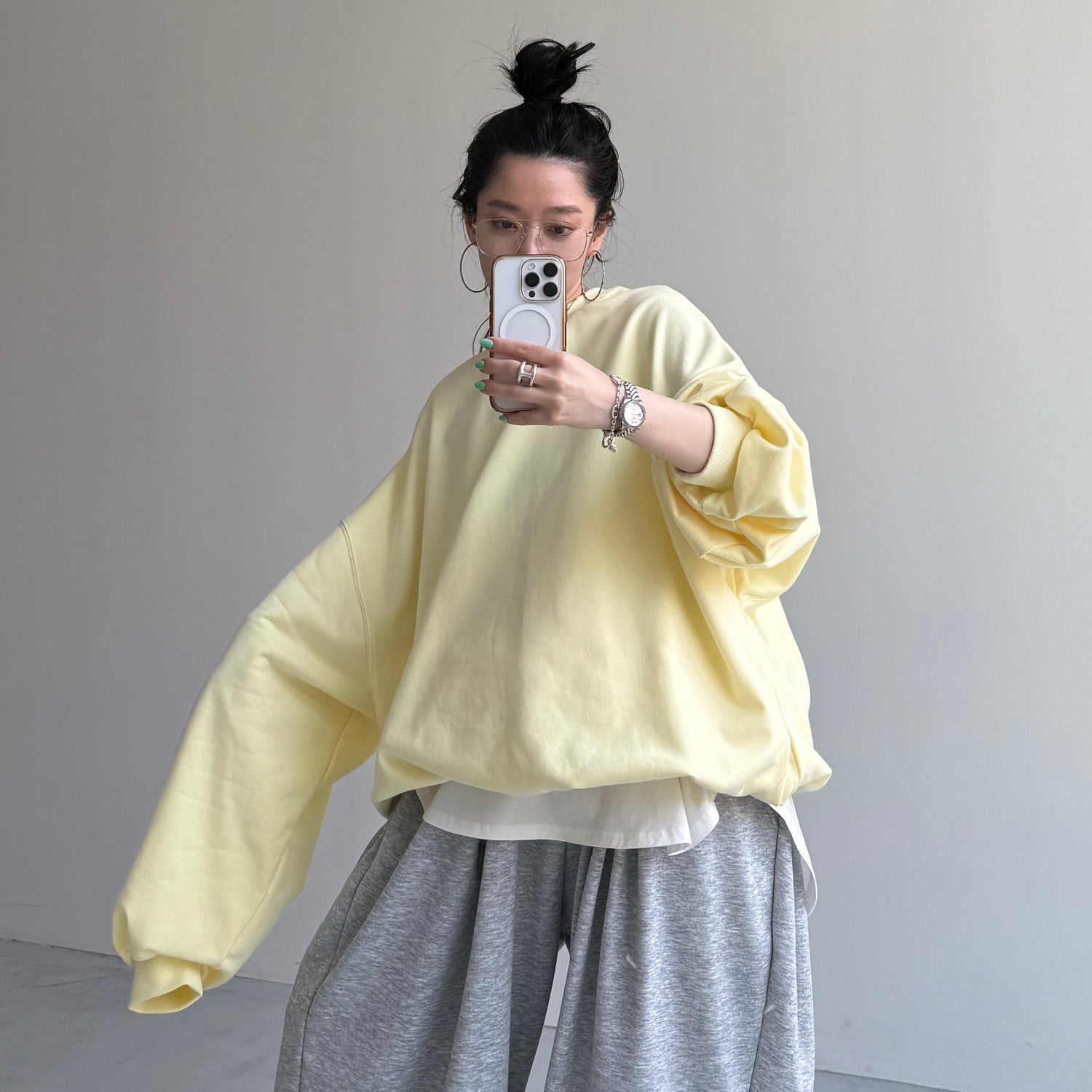 URAKE OSUMITSUKI sweat / light yellow