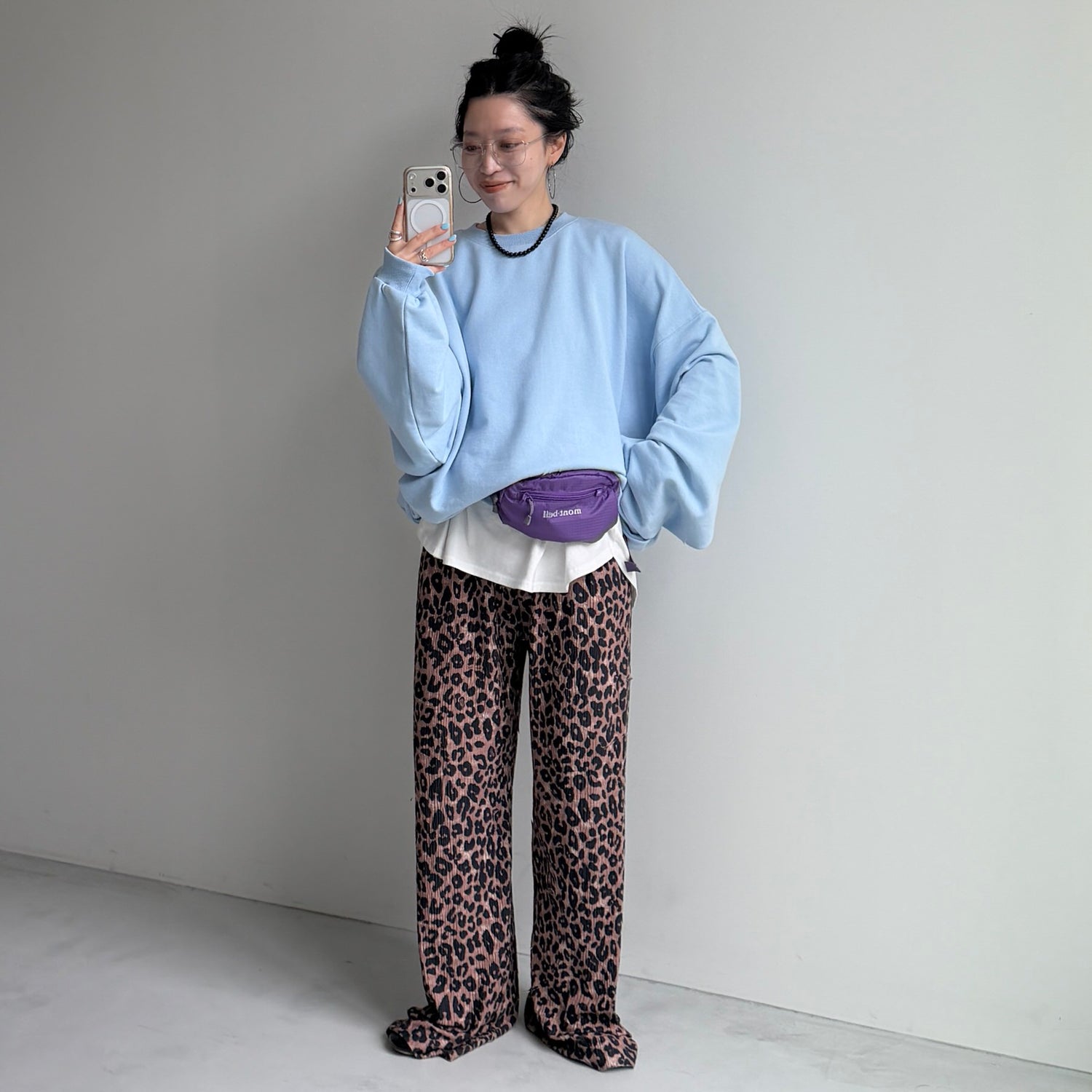 URAKE OSUMITSUKI sweat / blue