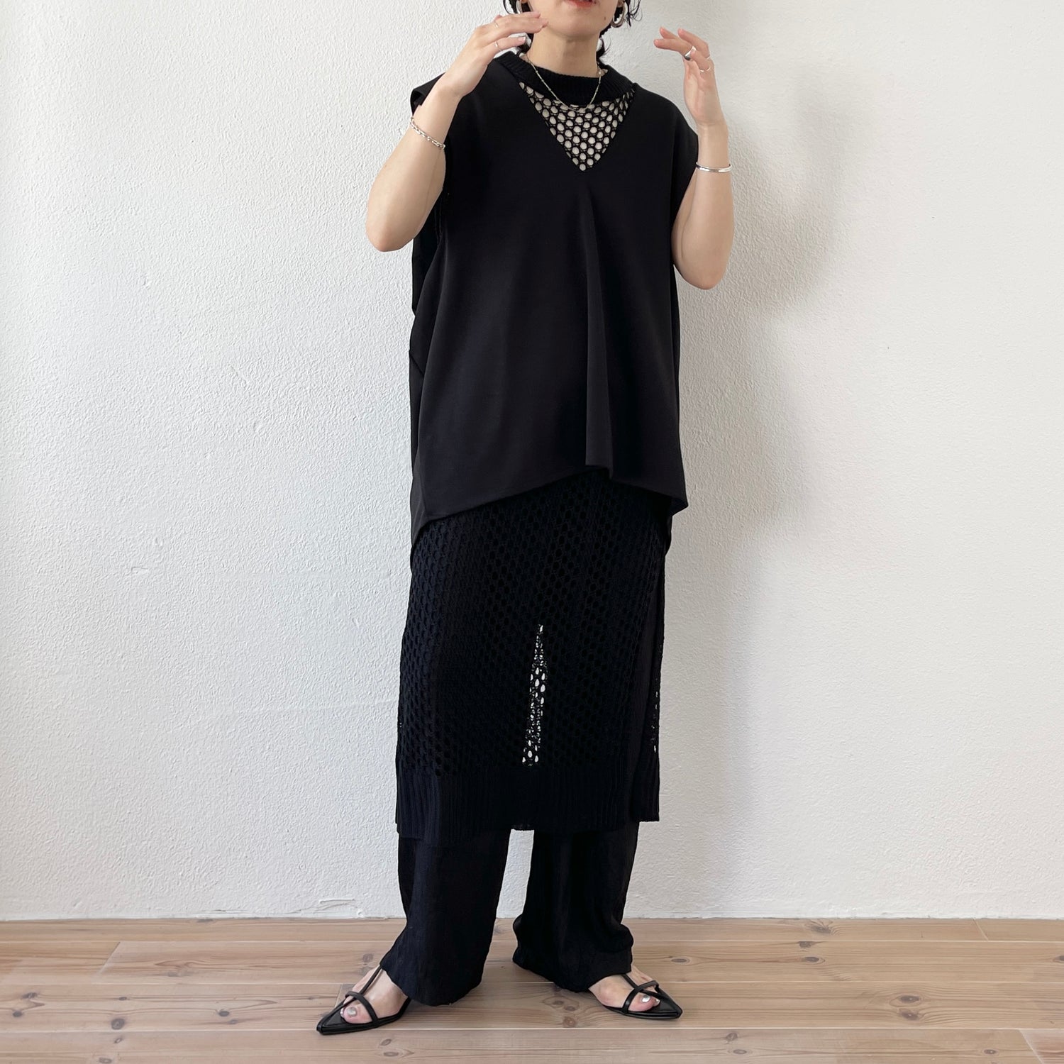 mesh long knit vest / black