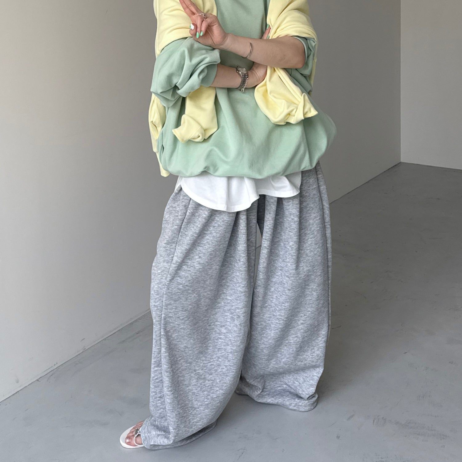 super loose sweat pants / gray
