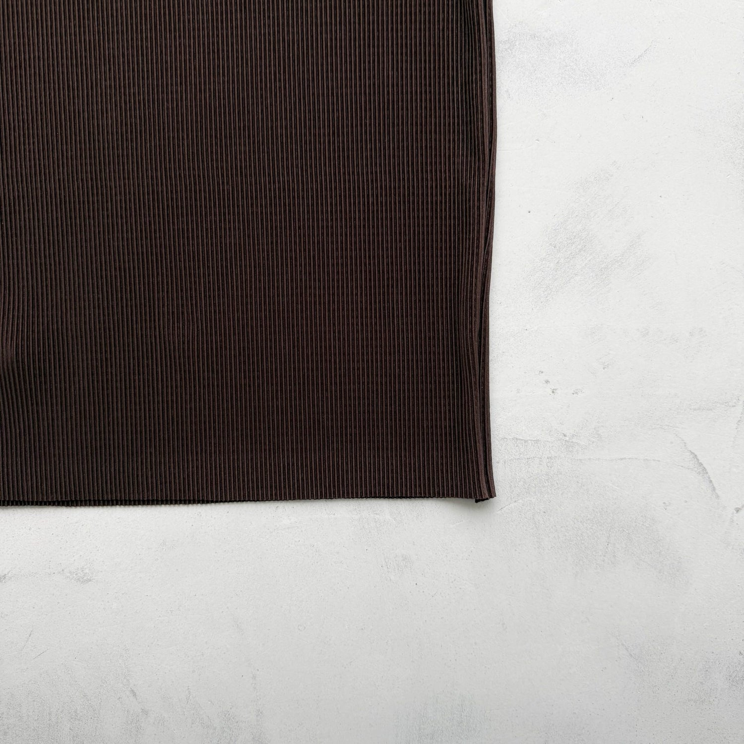 【公式サイト限定カラー】daily daily super stretch pleats tops / brown (プチハイのみ)