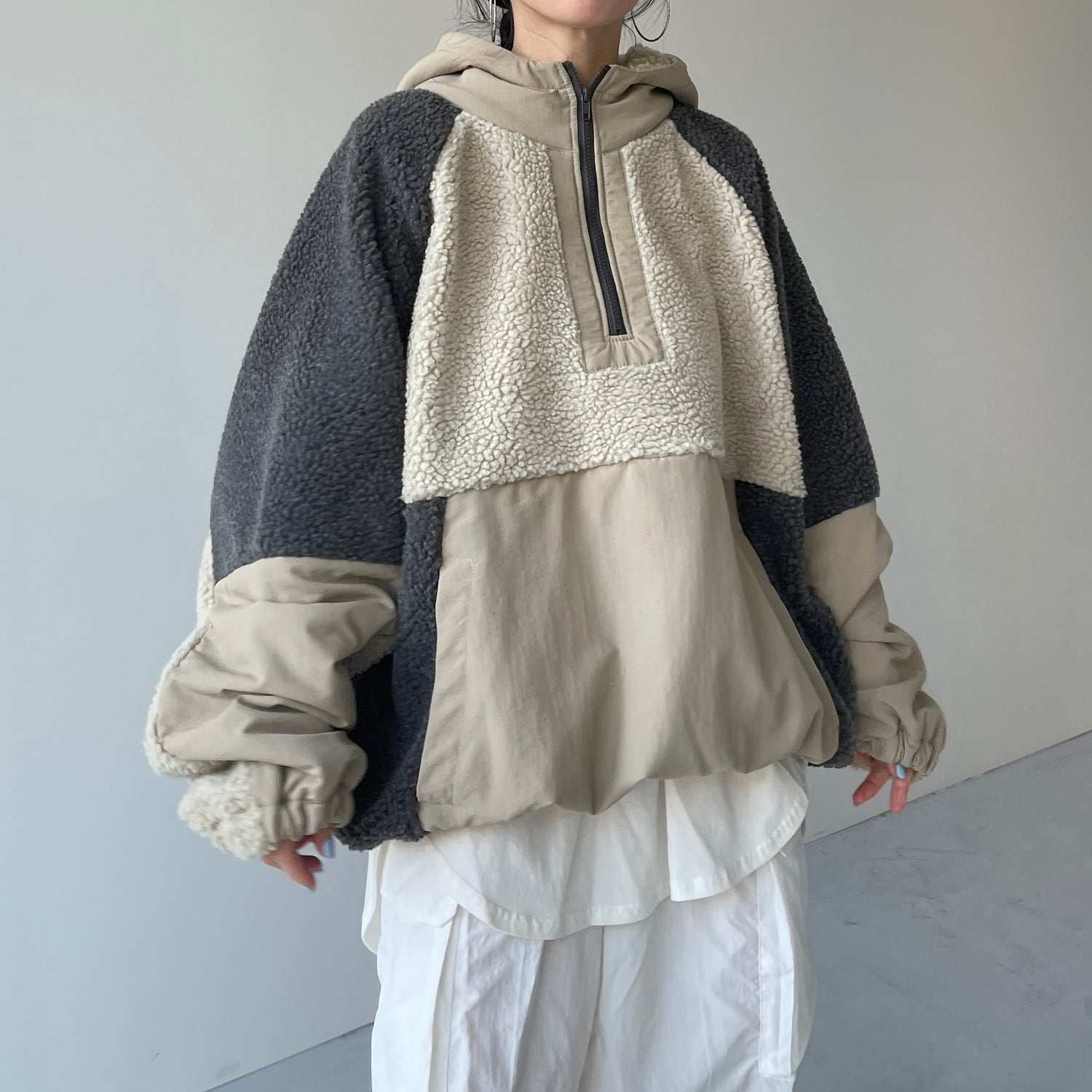 over size BOA hoodie blouson / beige