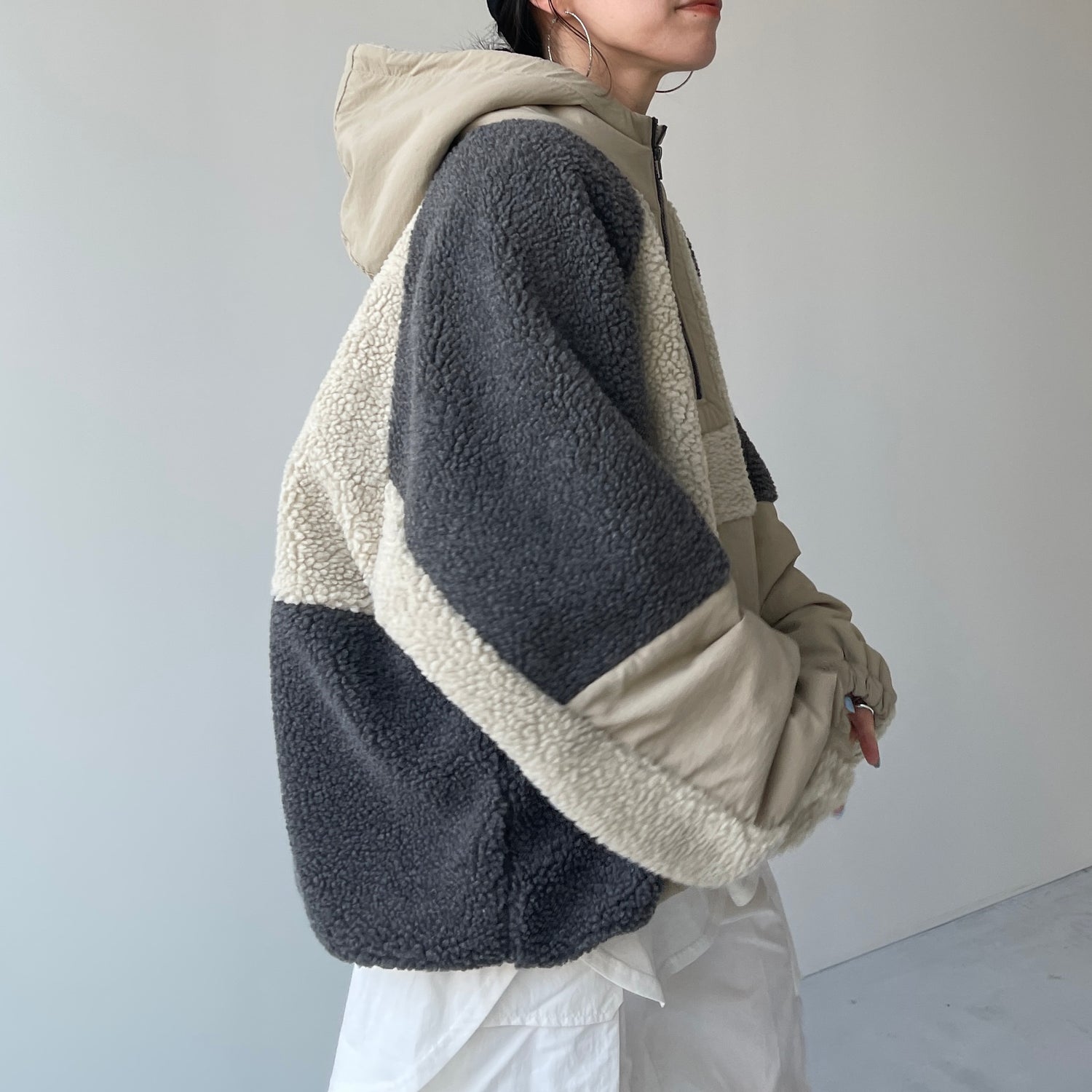 over size BOA hoodie blouson / beige