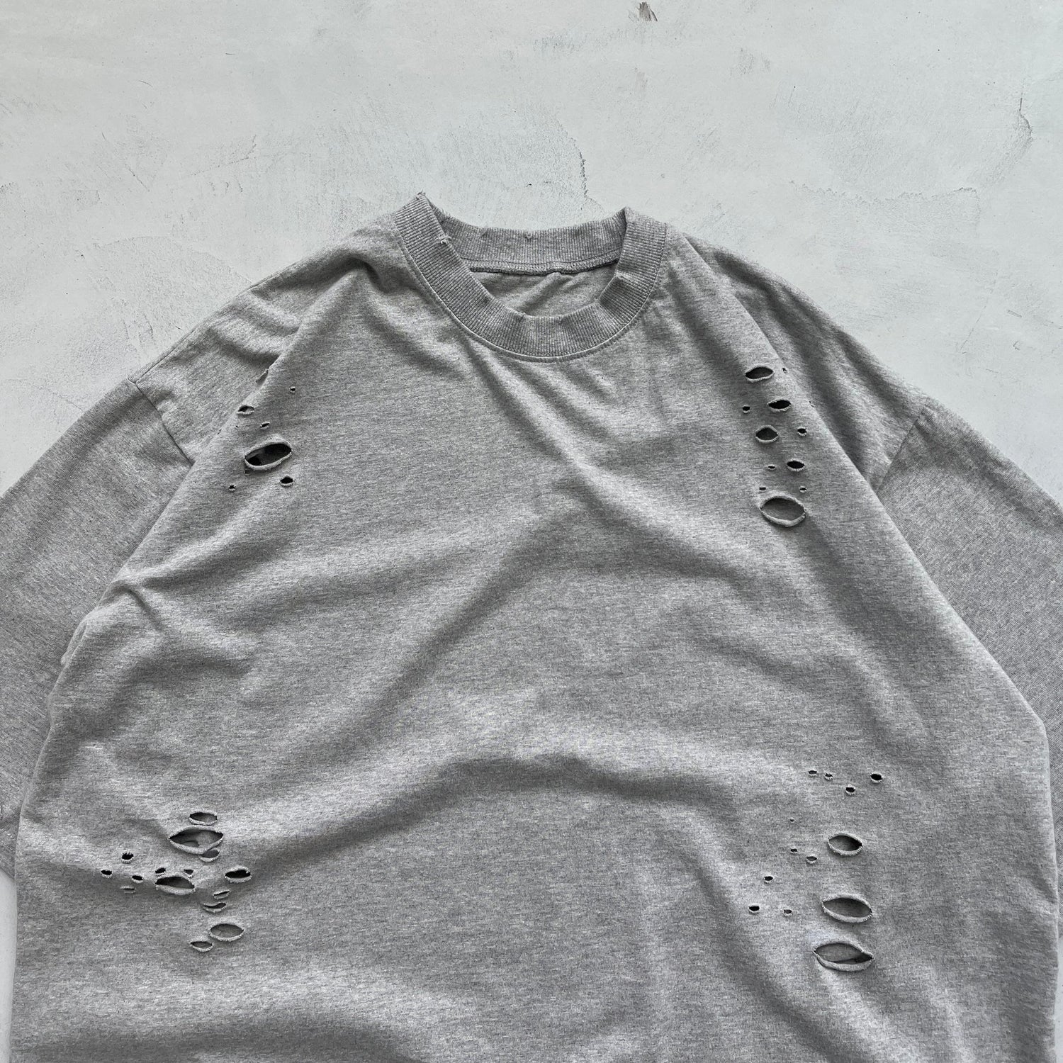 【SAMPLE】Heavy damage big tee / gray