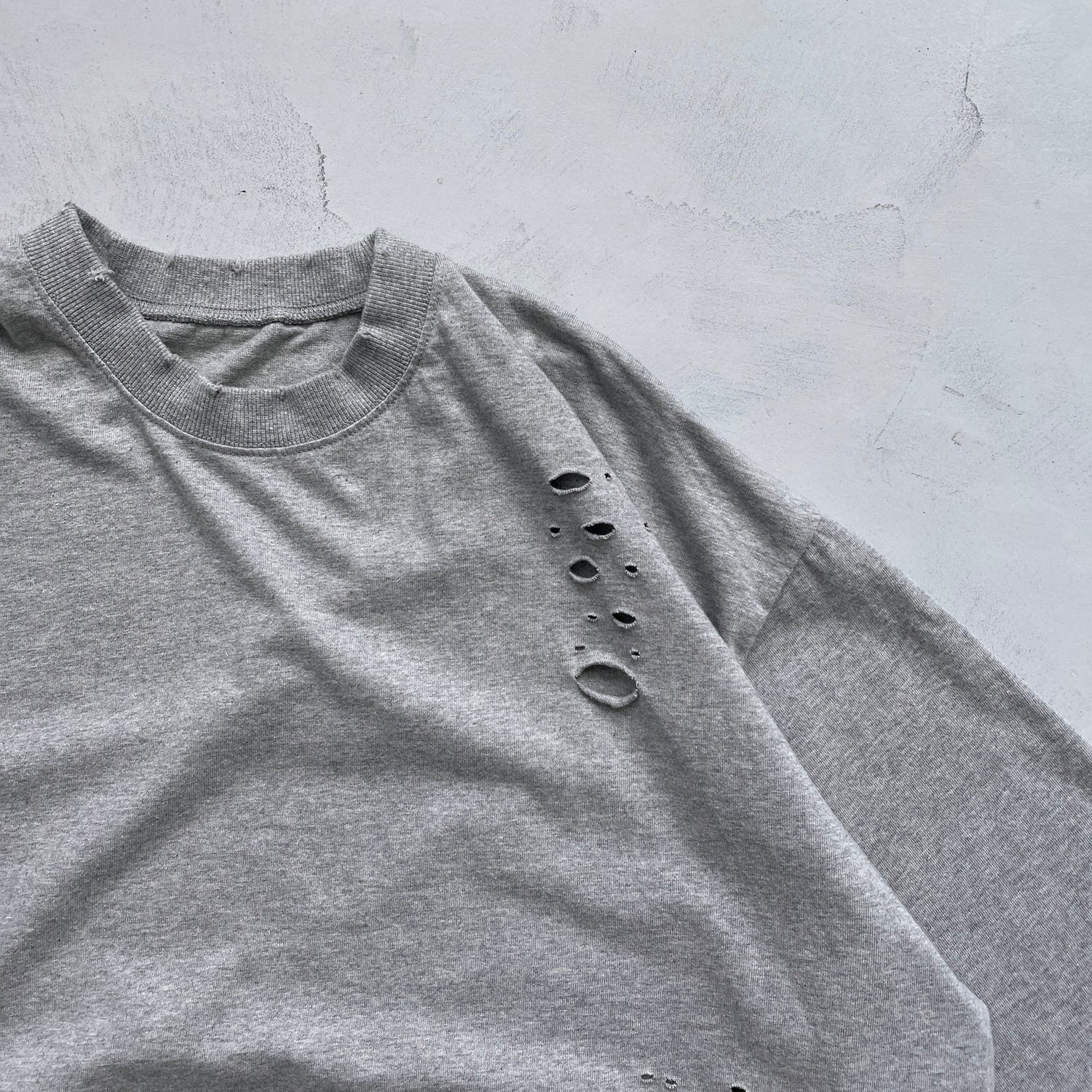 【SAMPLE】Heavy damage big tee / gray