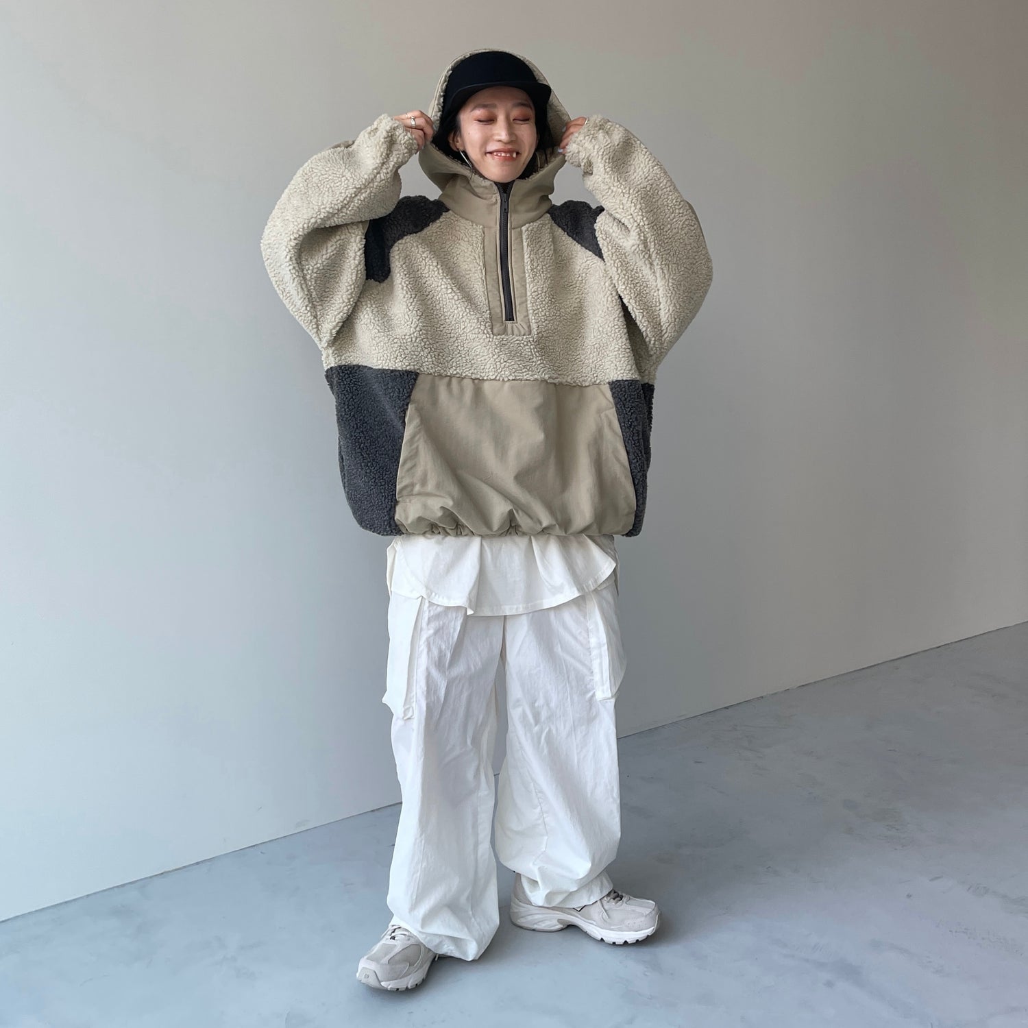 over size BOA hoodie blouson / beige