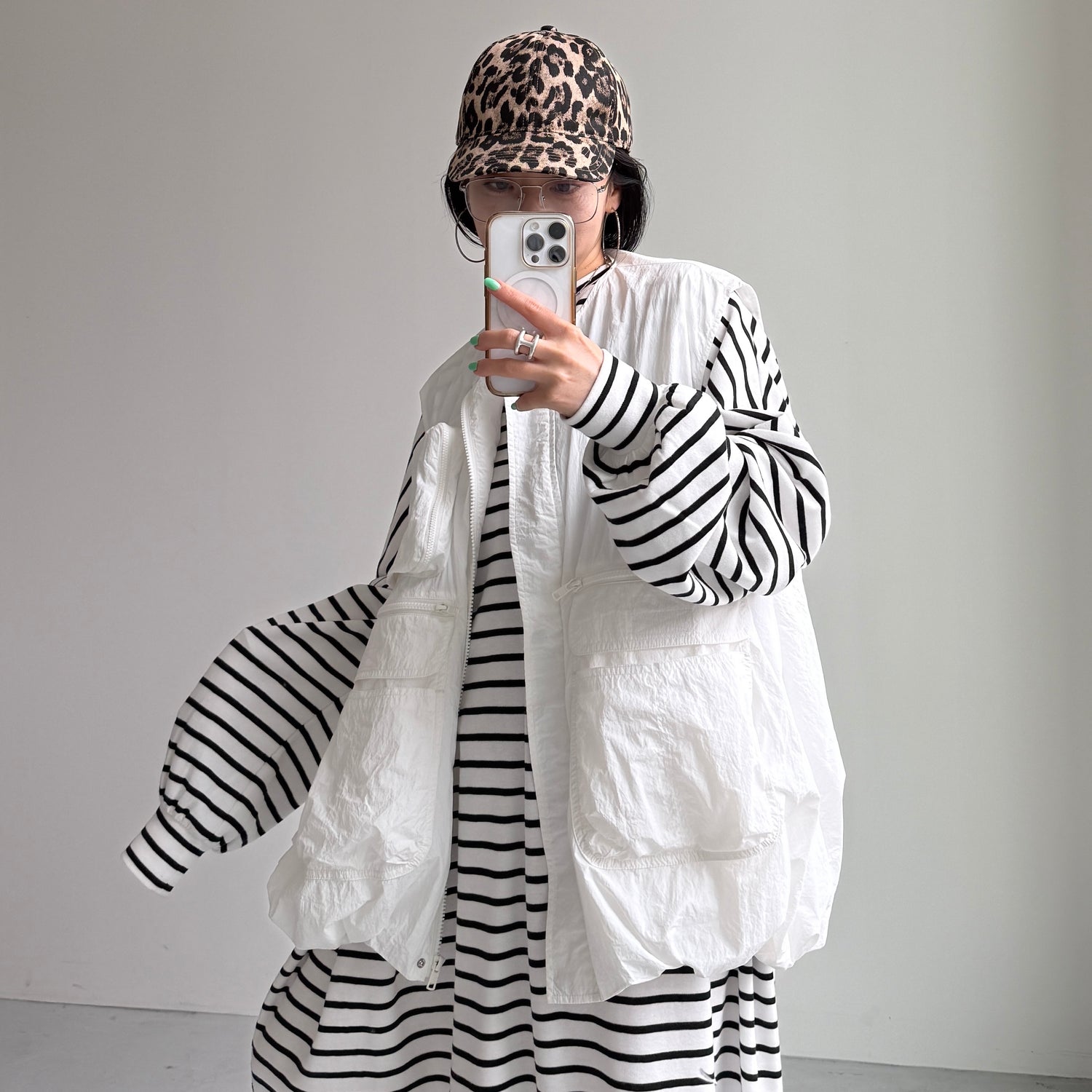 plus one cap / leopard