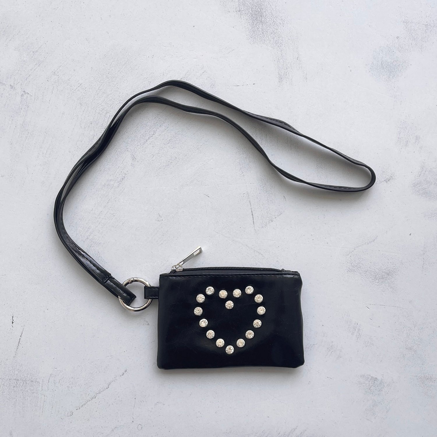 heart studs wallet