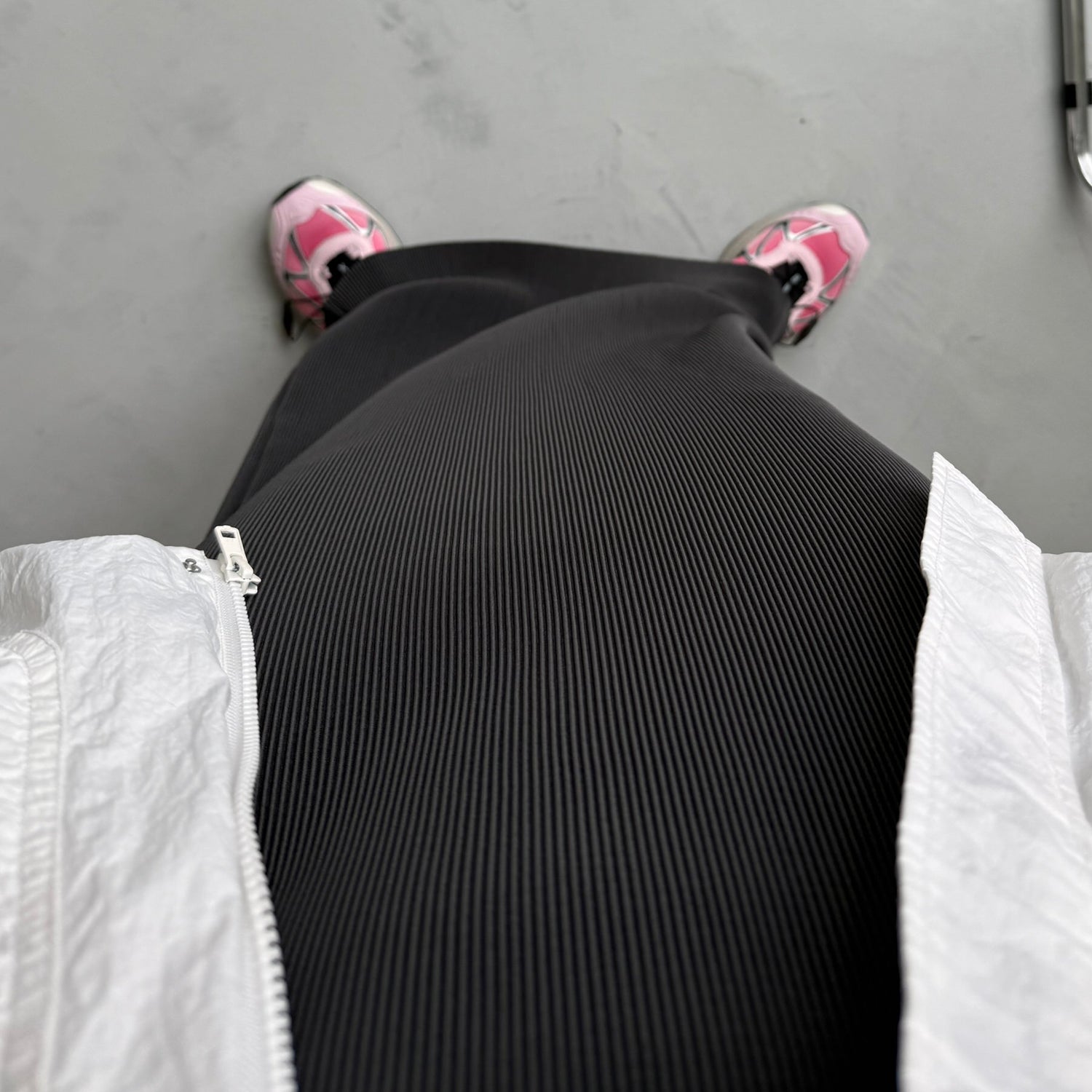 daily daily super stretch pleats skirt / charcoal [FREE or LONG]