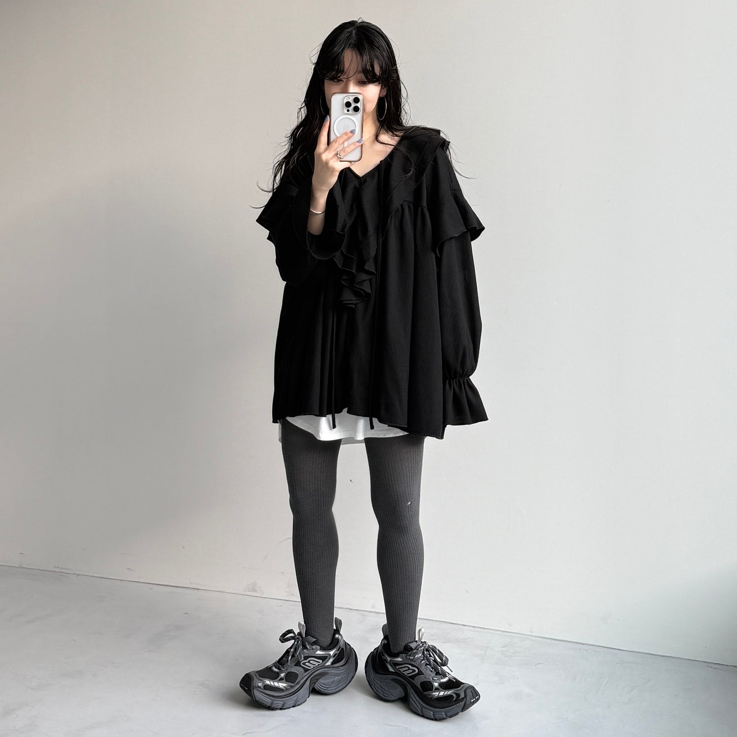 WAFFRILL TOPS / black