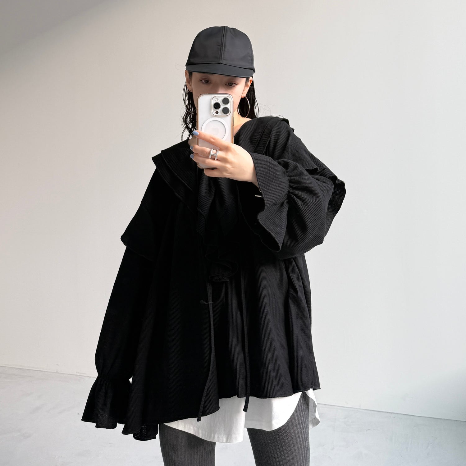 WAFFRILL TOPS / black