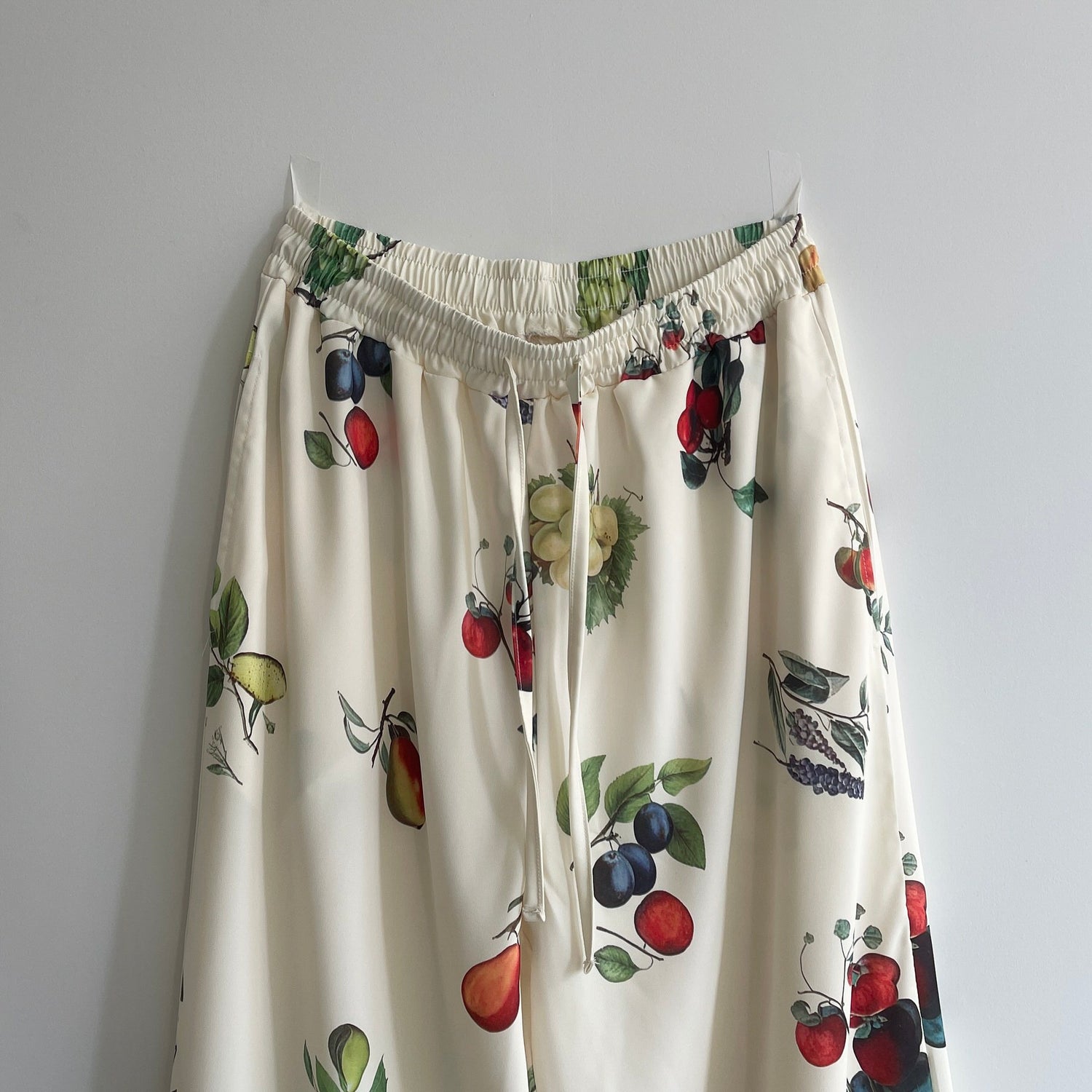 fruity pants / ivory