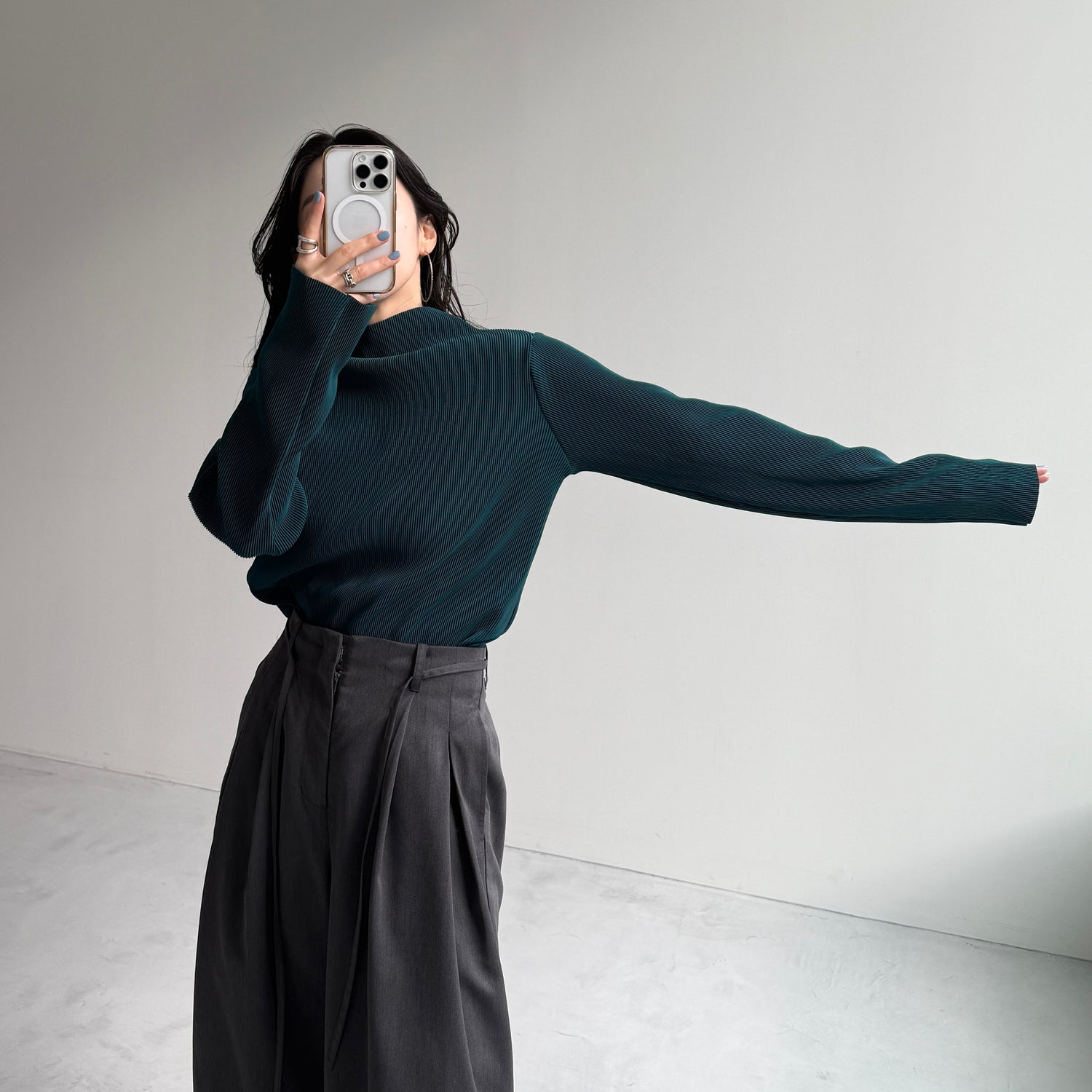 daily daily super stretch pleats tops / dark green [プチハイ or クルーネック]