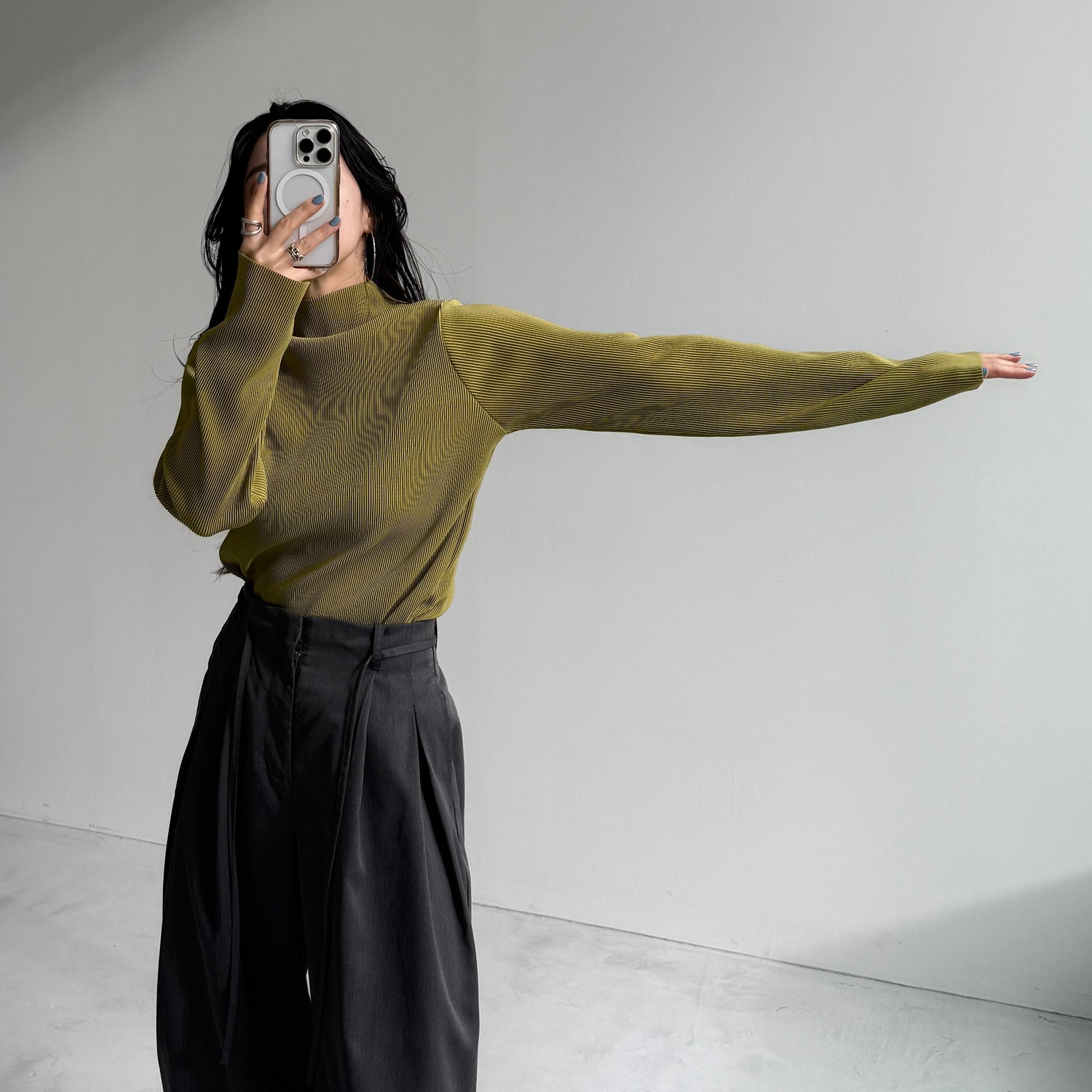 daily daily super stretch pleats tops / lime [プチハイ or クルーネック]