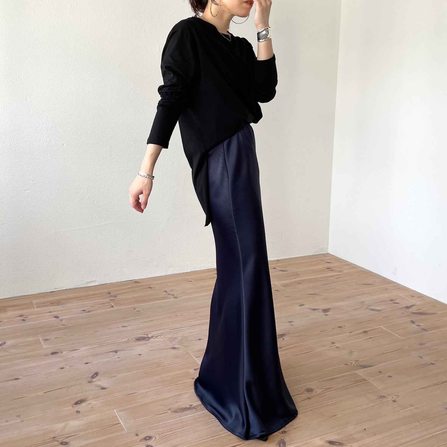 asymmetry layered tee / black