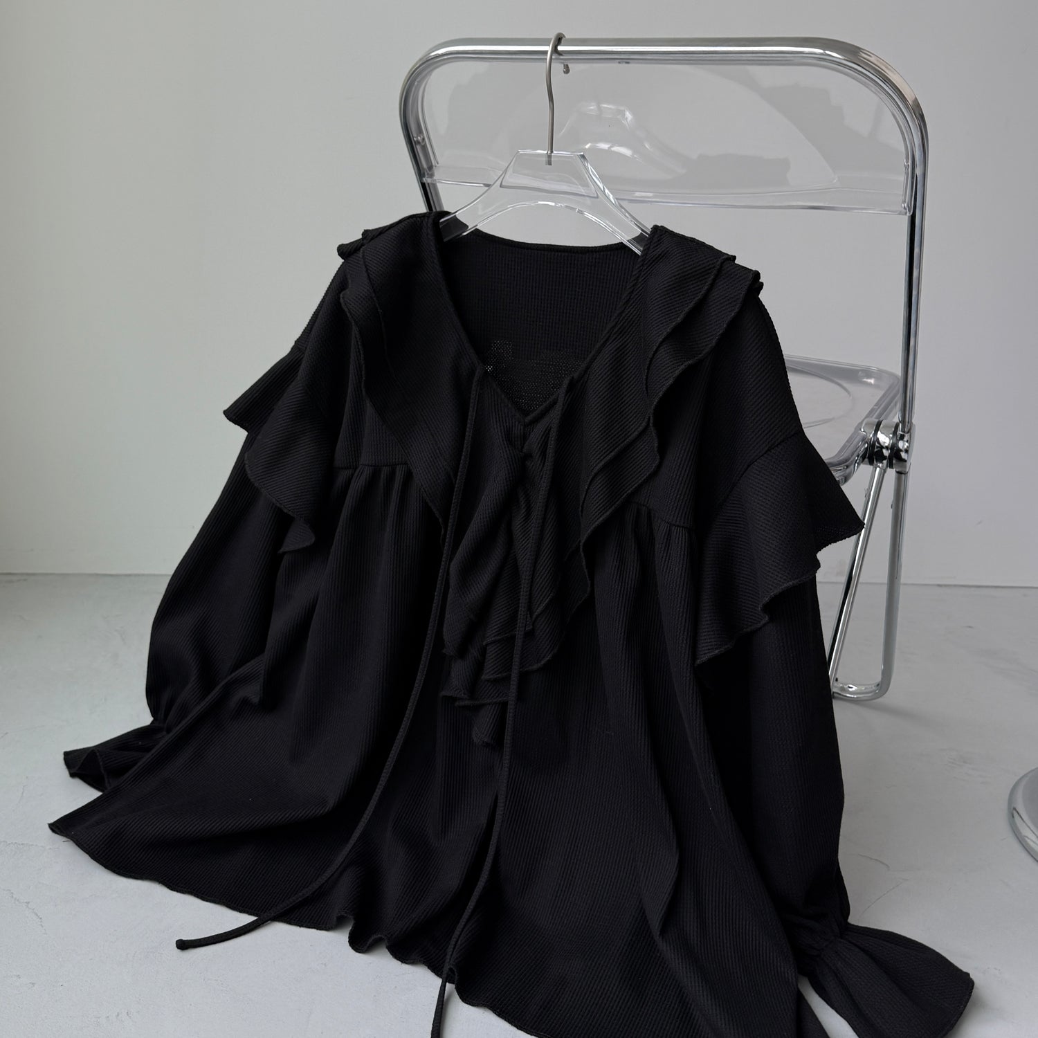 WAFFRILL TOPS / black