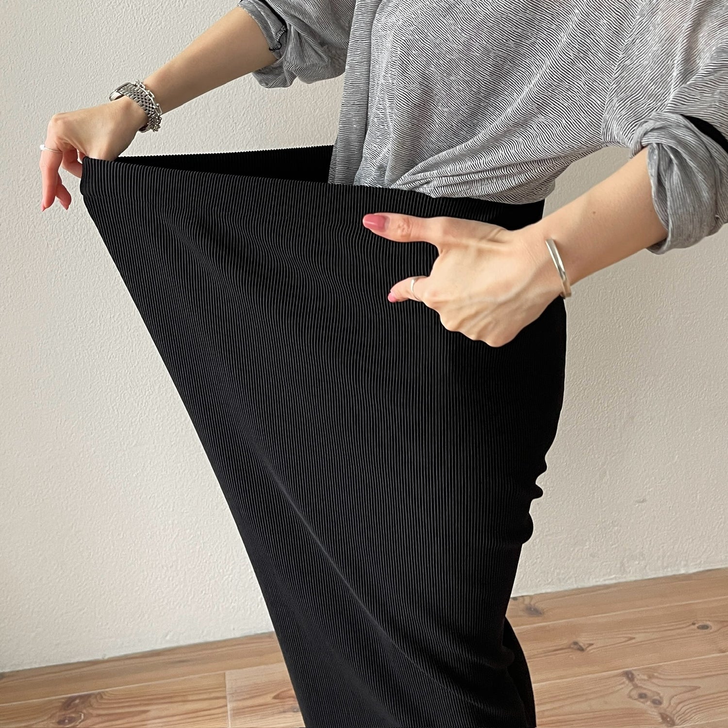 daily daily super stretch pleats wide pants / black