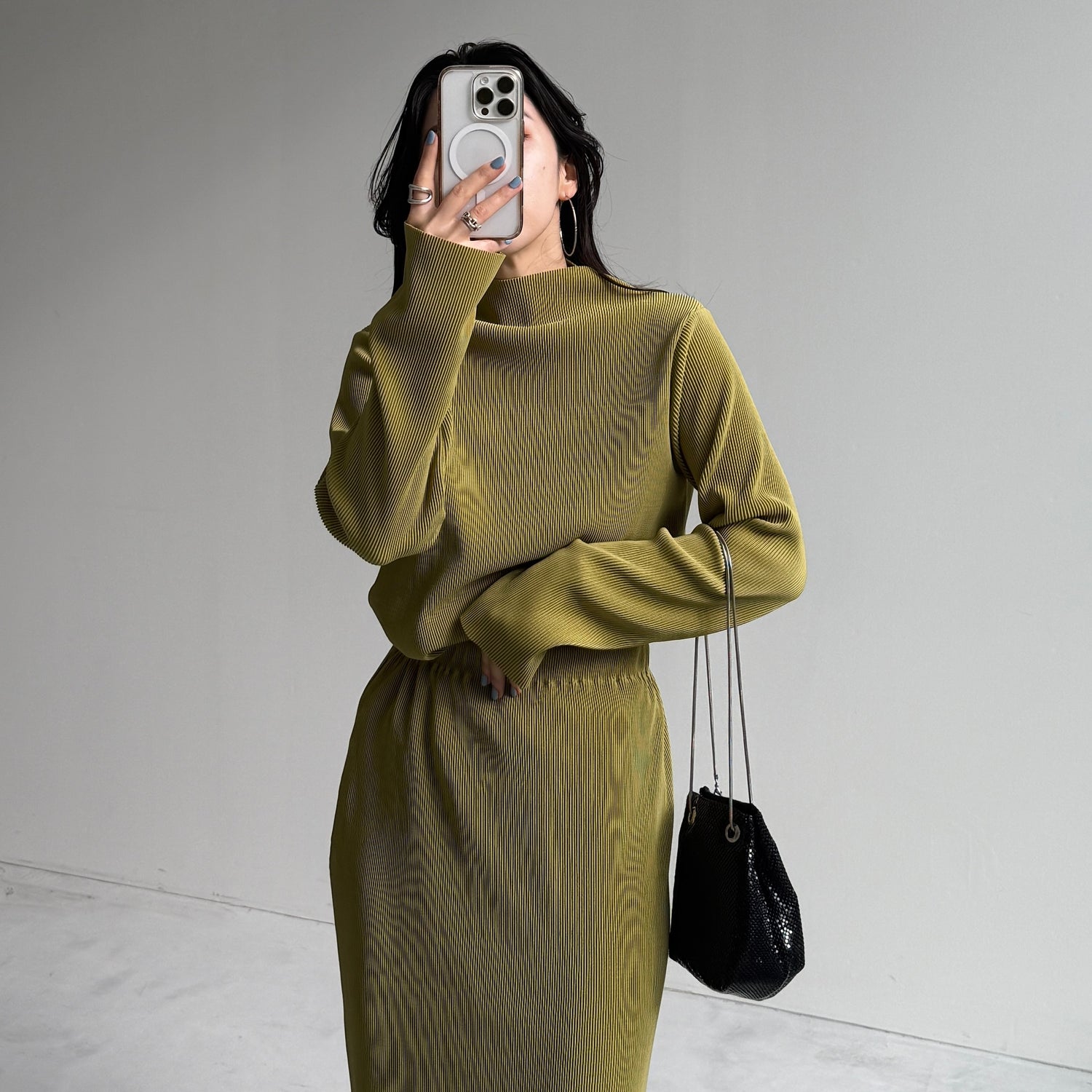 daily daily super stretch pleats tops / lime [プチハイ or クルーネック]