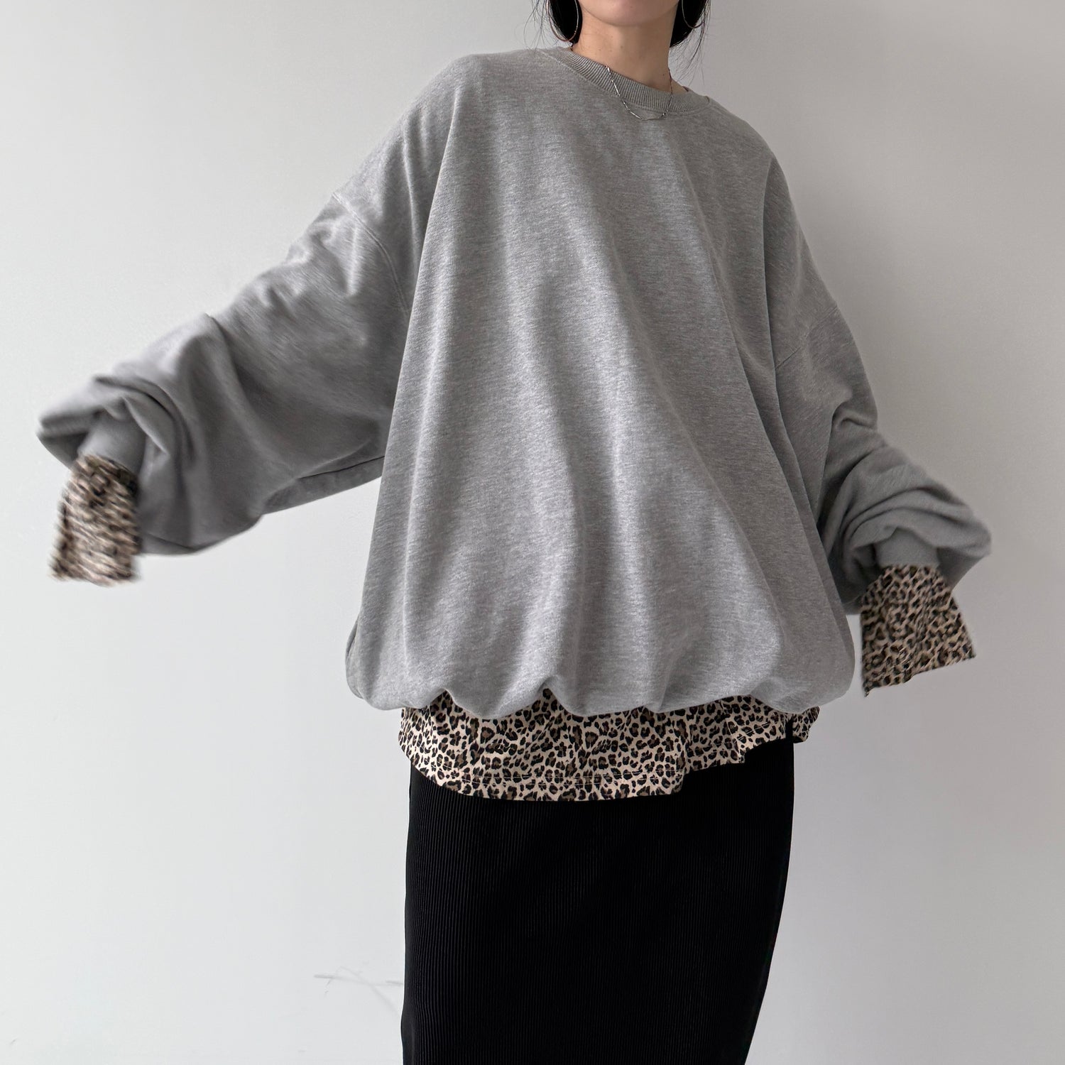 URAKE OSUMITSUKI sweat / blue