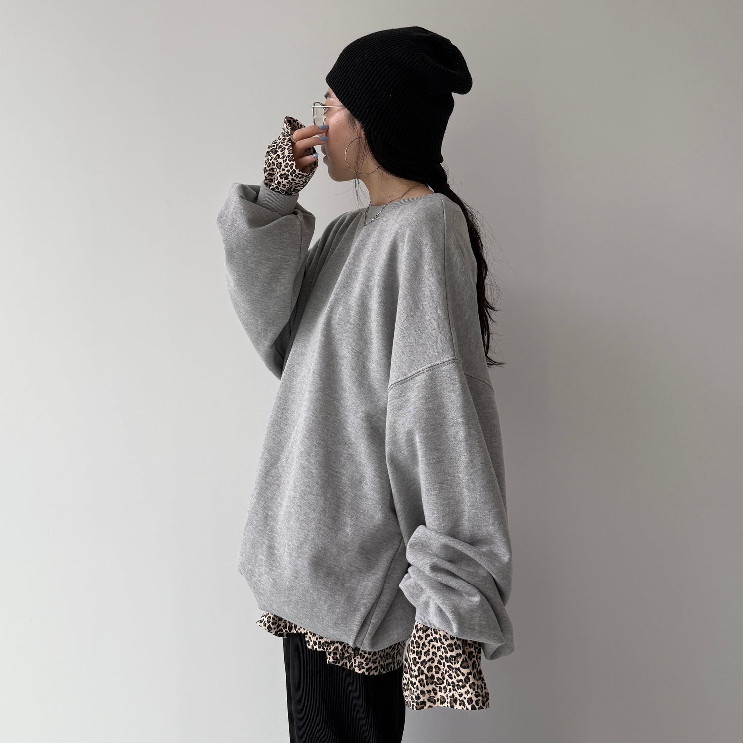 URAKE OSUMITSUKI sweat / white