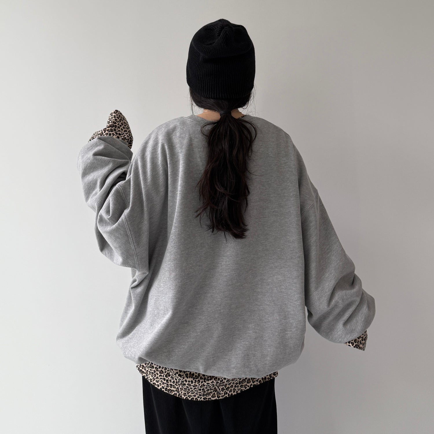 URAKE OSUMITSUKI sweat / blue
