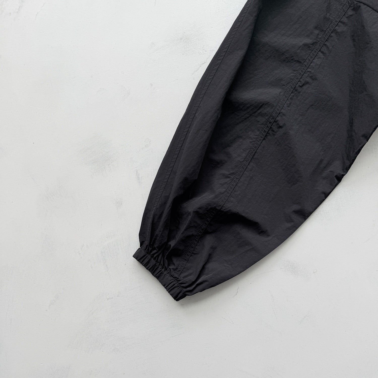 OHANAMI nylon blouson / black