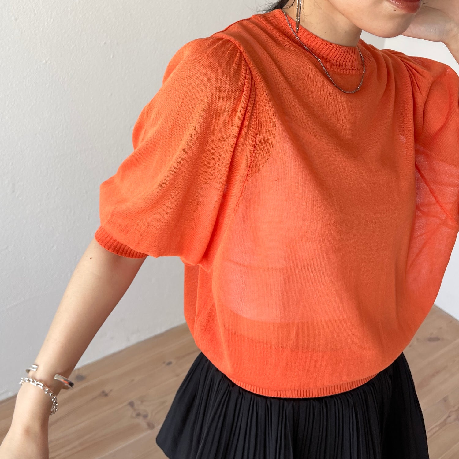 soft sheer puff short po / orange