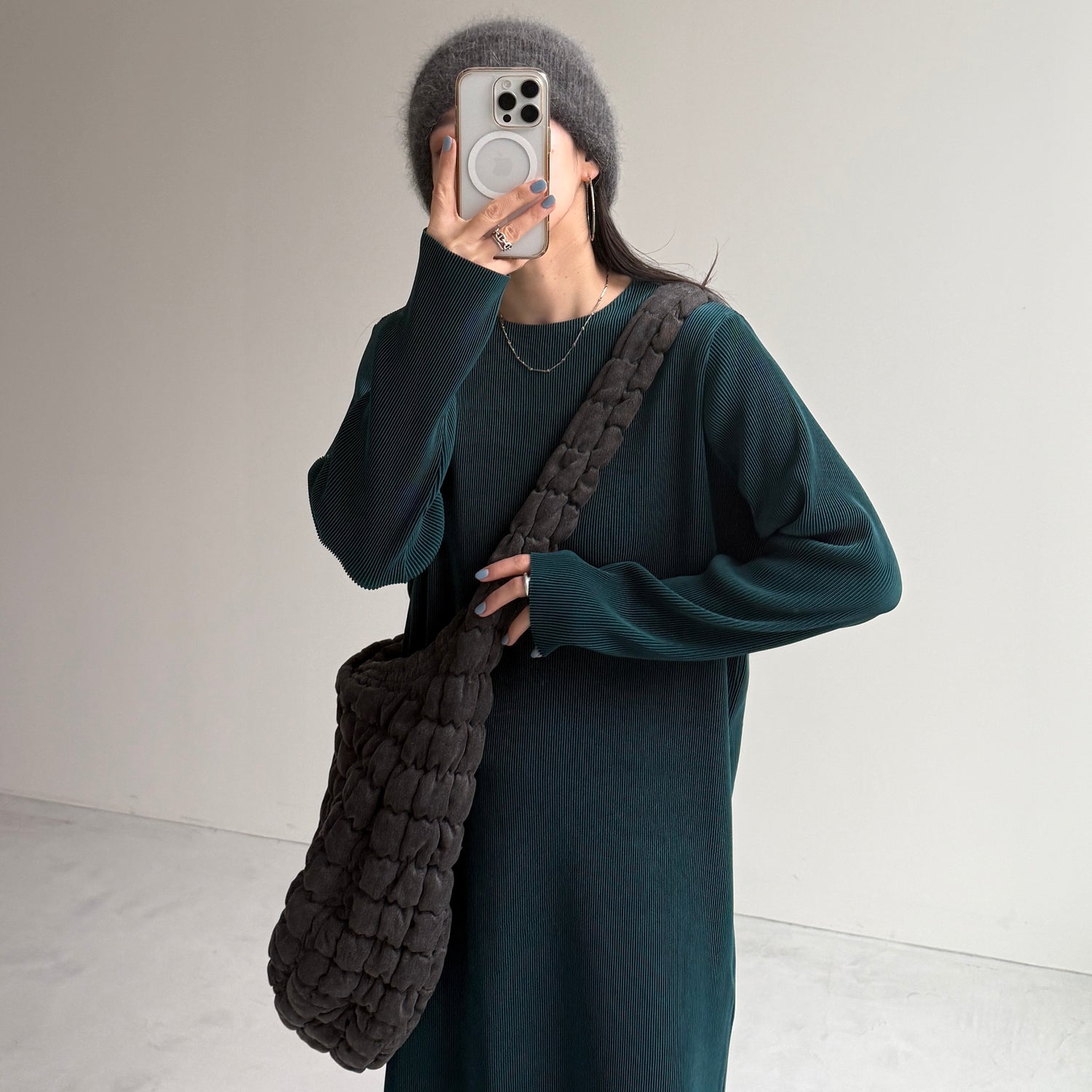 daily daily super stretch crew neck pleats one piece / dark green [FREE or LONG]クルーネック