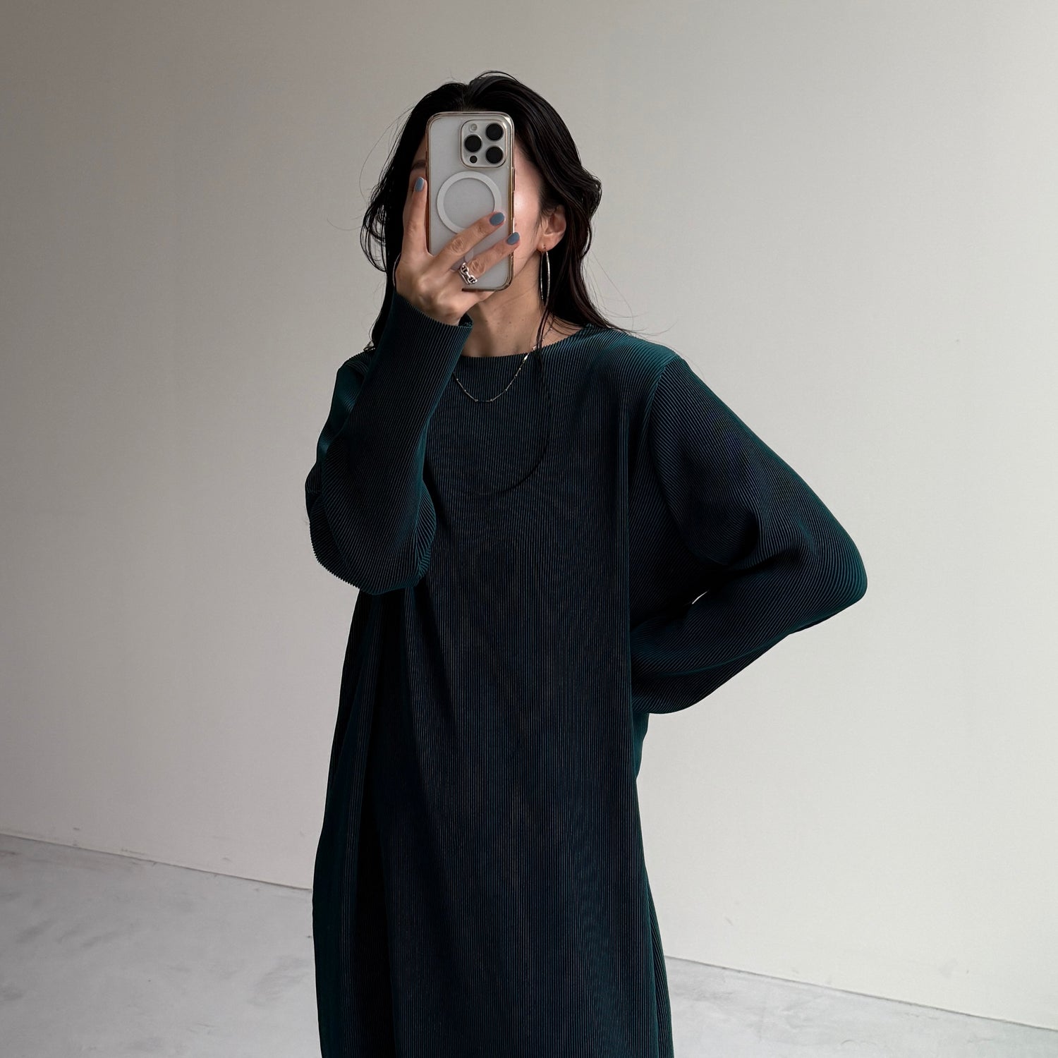daily daily super stretch crew neck pleats one piece / dark green [FREE or LONG]クルーネック