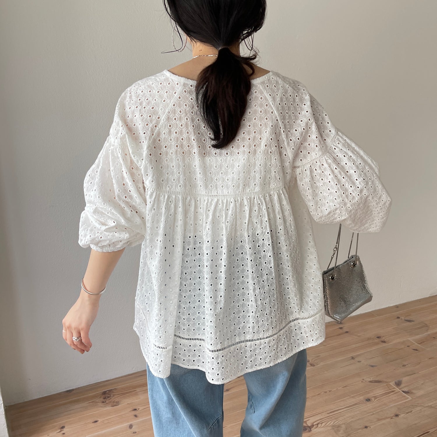 cutwork lace blouse / ivory