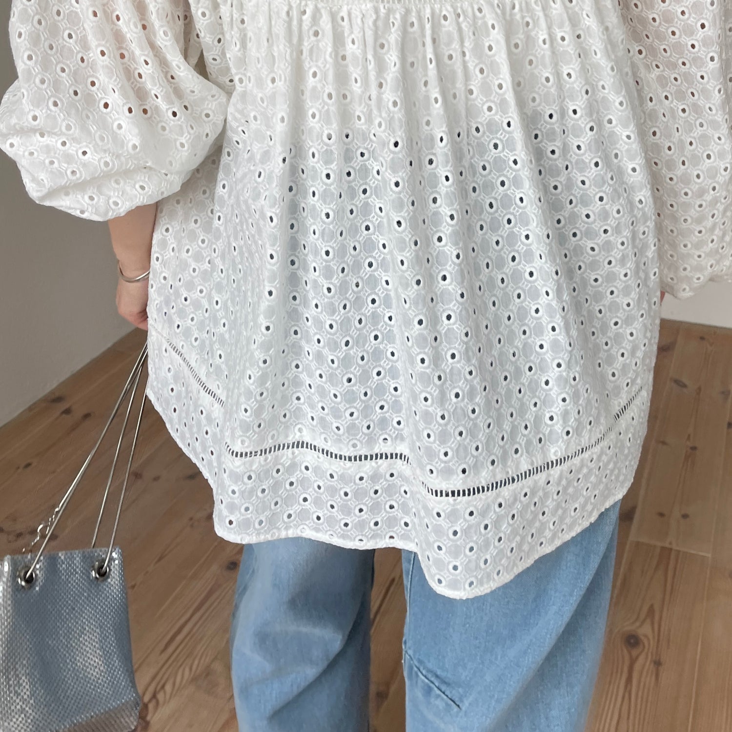 cutwork lace blouse / ivory