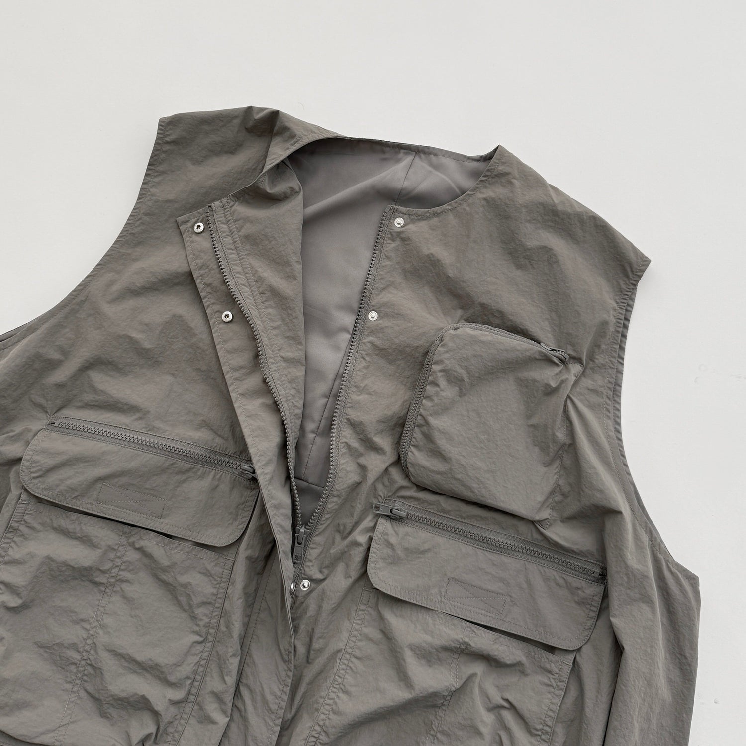 9pockets buddy vest / gray